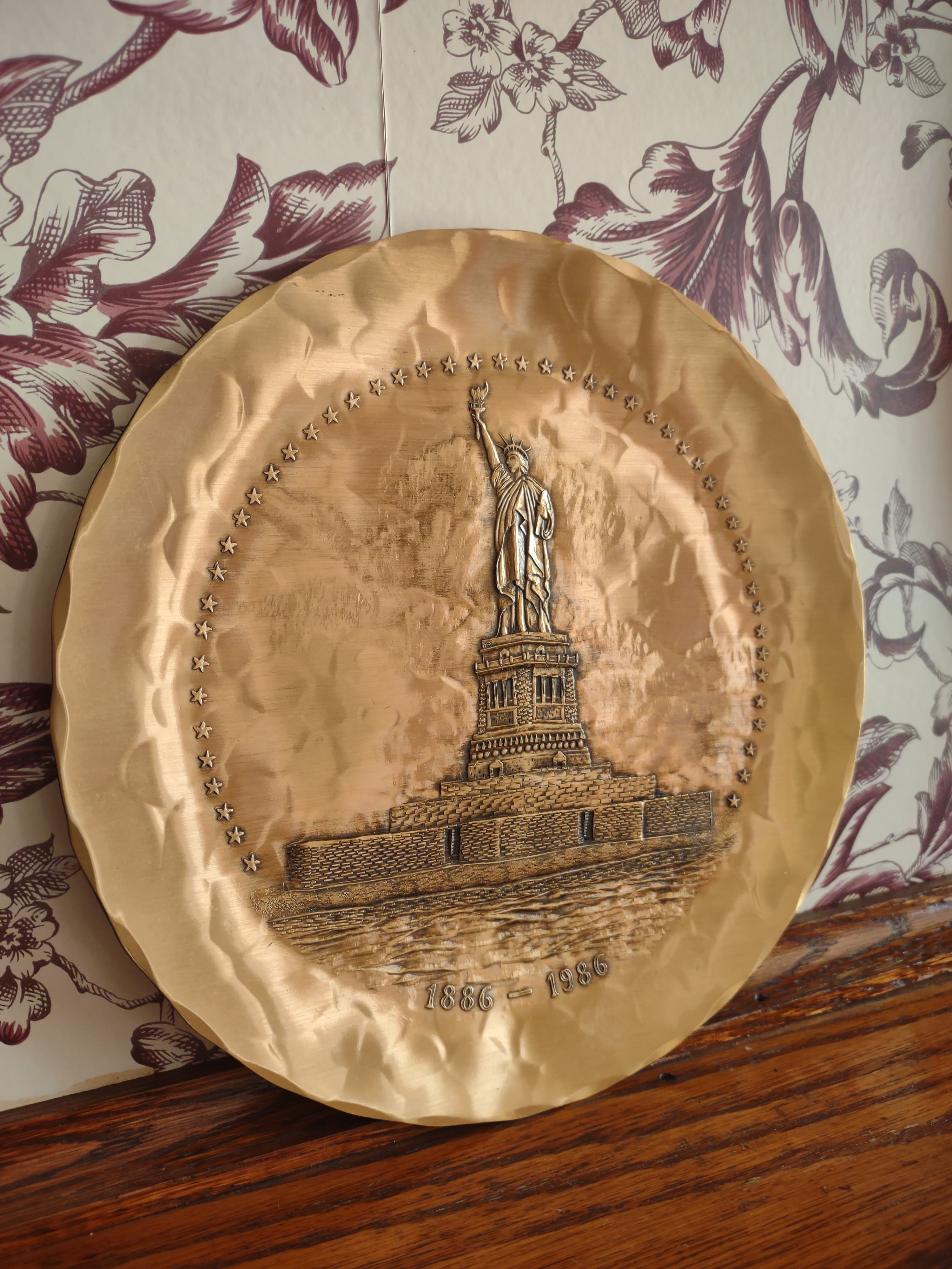 Vintage Plate Statue of Liberty Bronze Hammered Wendell August Forge (Lot 5723t)