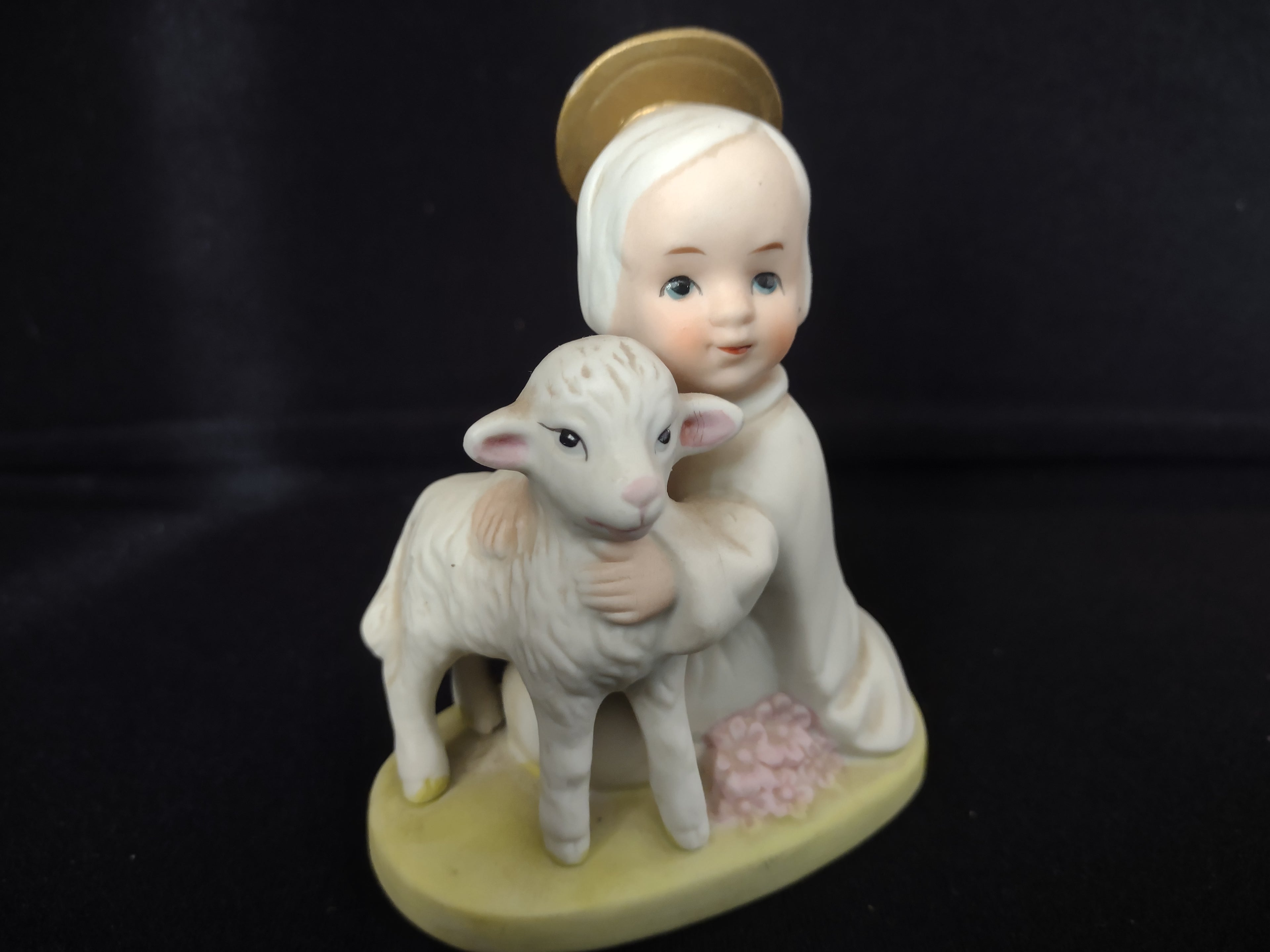 Vintage Homco Home Interiors Holy Child with Lamb Shepherd (lot 2436)