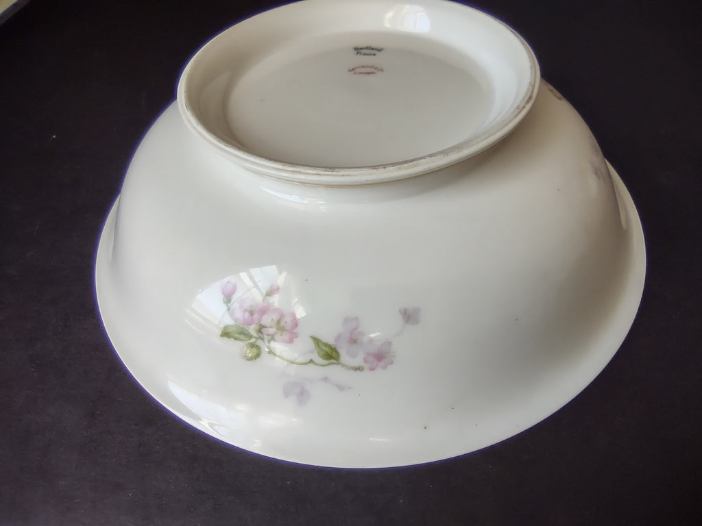 Haviland French Chic Limoges 9" Serving Bowl Gold Trim (lot 1089)