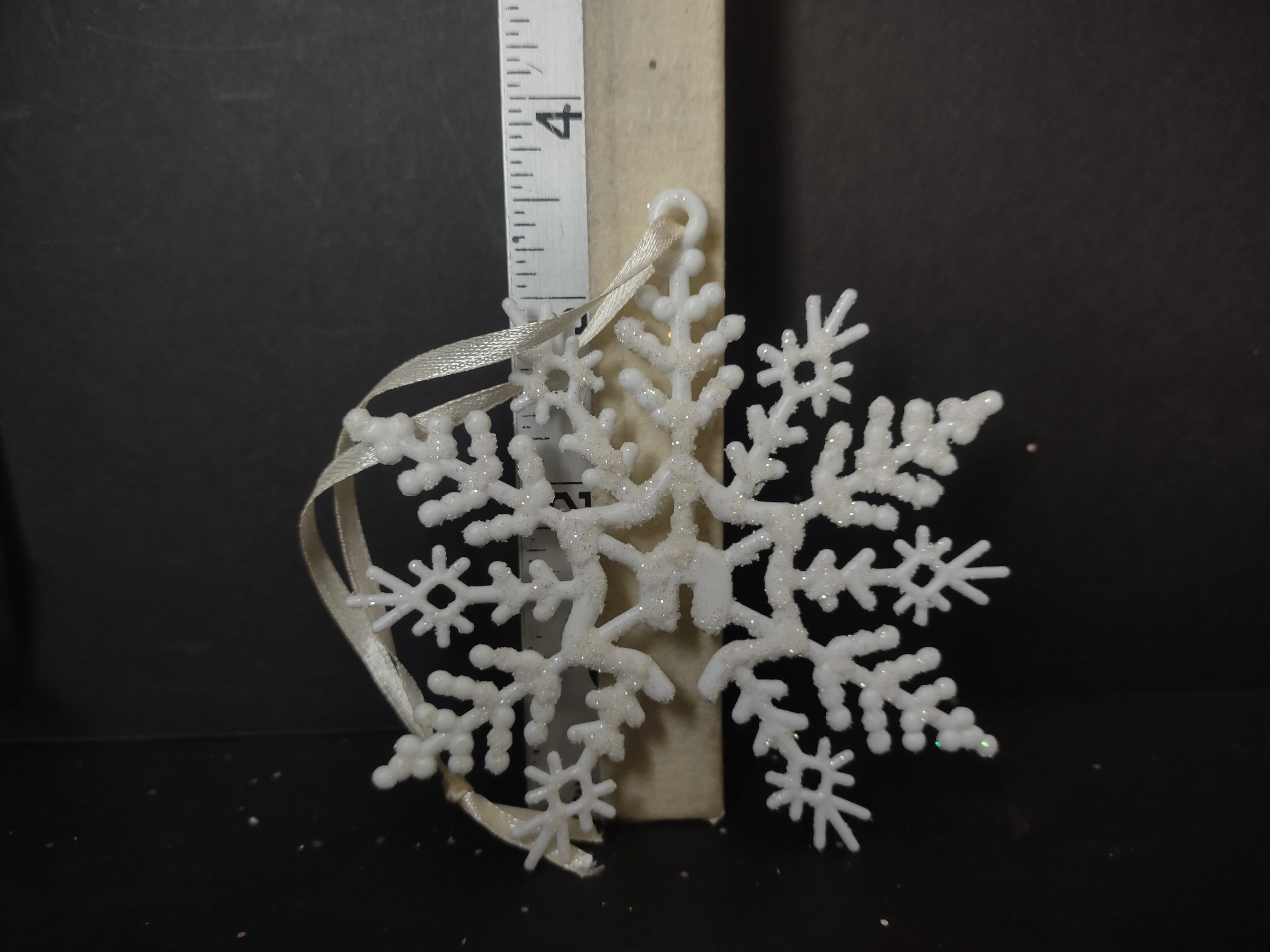 Christmas Ornament x 18 Snowflake White Glitter 3-1/2" (lot 3354)