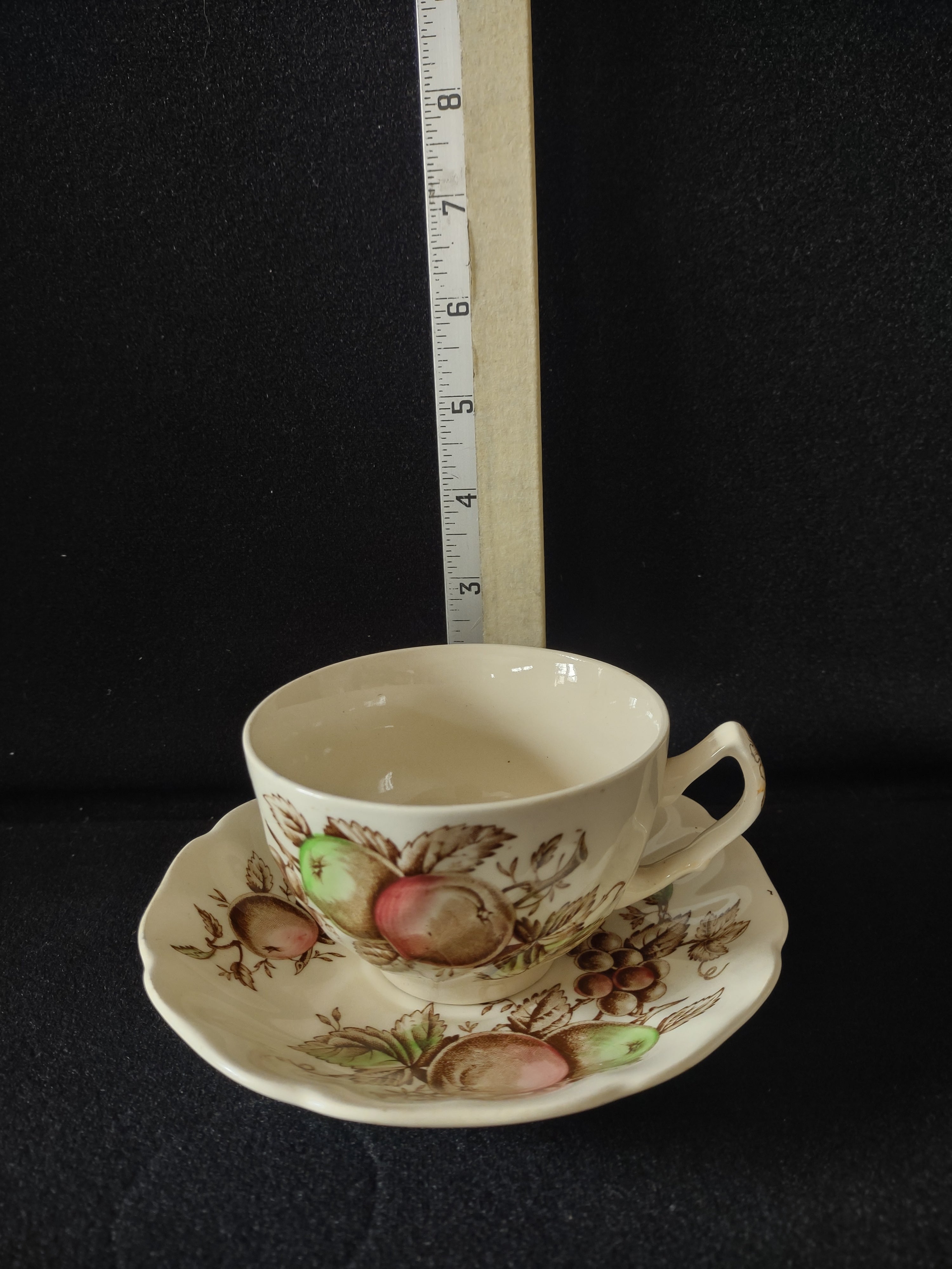 Vintage Johnson Brothers Teacup Saucer Earthenware Harvest Time x 6 (Lot5630)