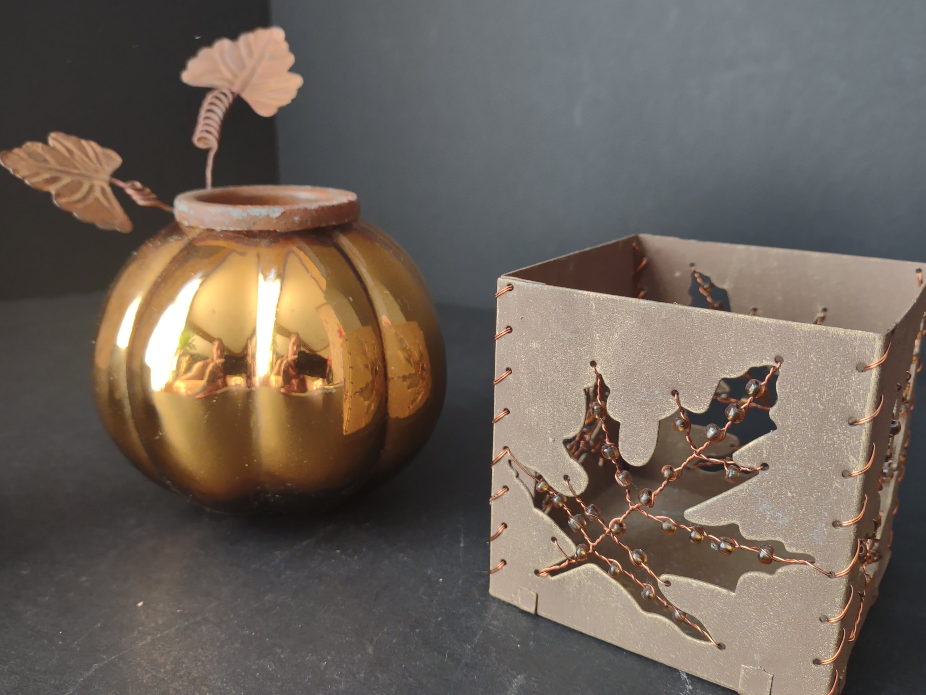 Halloween Fall Thanksgiving Glass Candle Holder and Candle (lot 1191)
