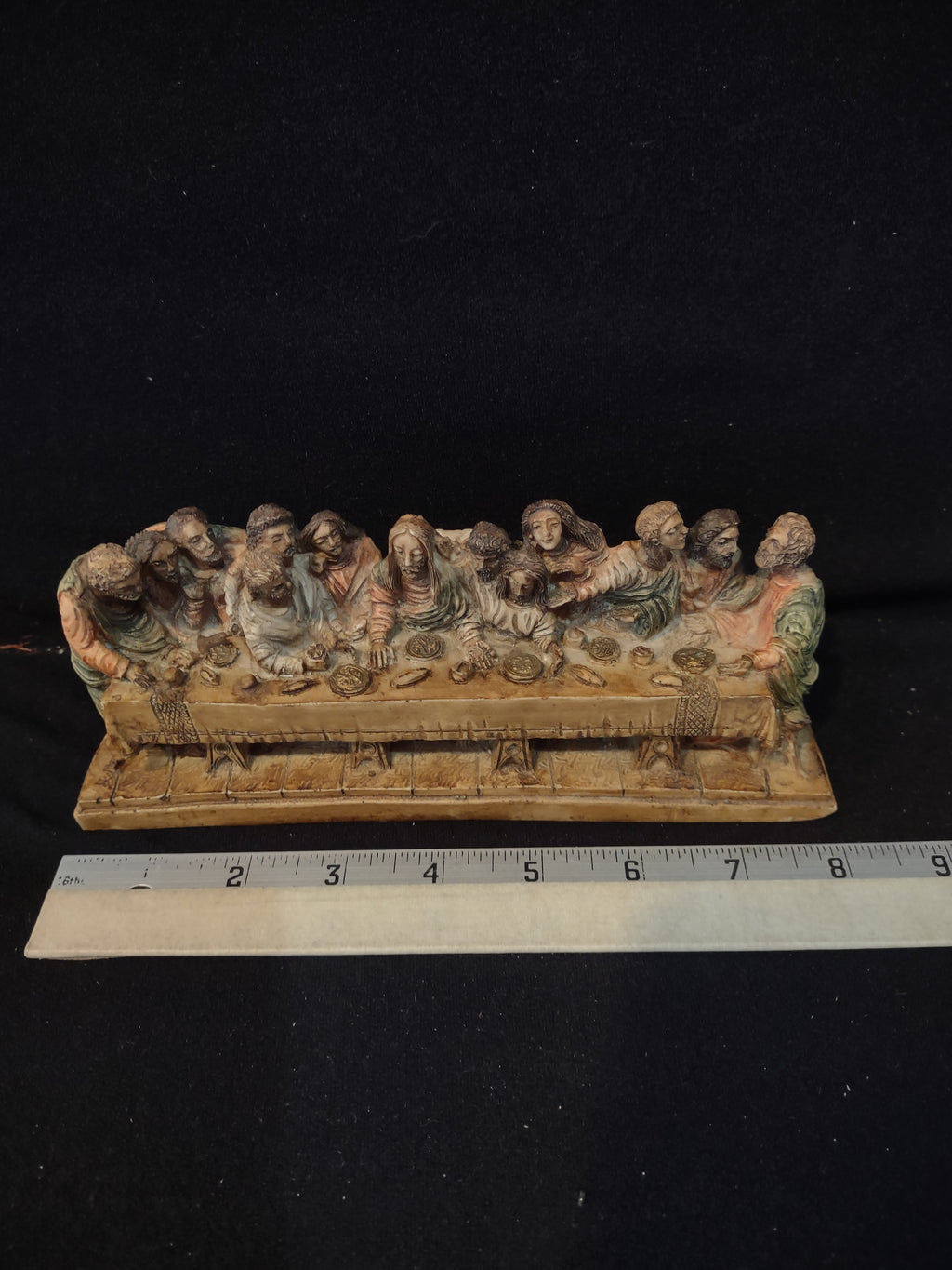 Vintage Easter Hand Painted Resin Jesus Apostles The Last Supper (Lot 3997)