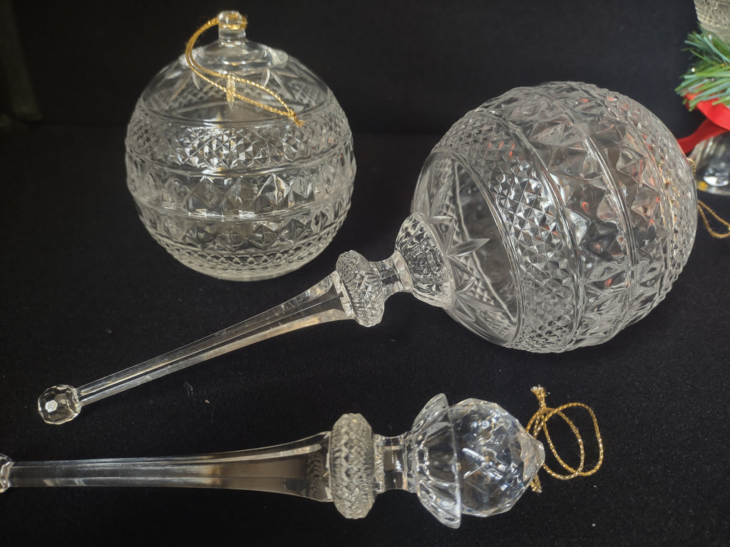 Set of Christmas Tree Topper Matching Ornaments Plastic Etched Ball (lot 1679)