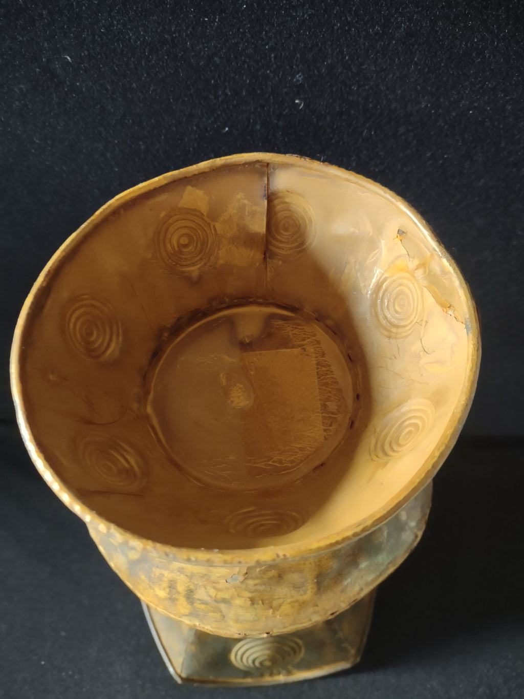 Primitive Rustic Decorative Metal Vase Embossed Circles Brown (Lot 4611)