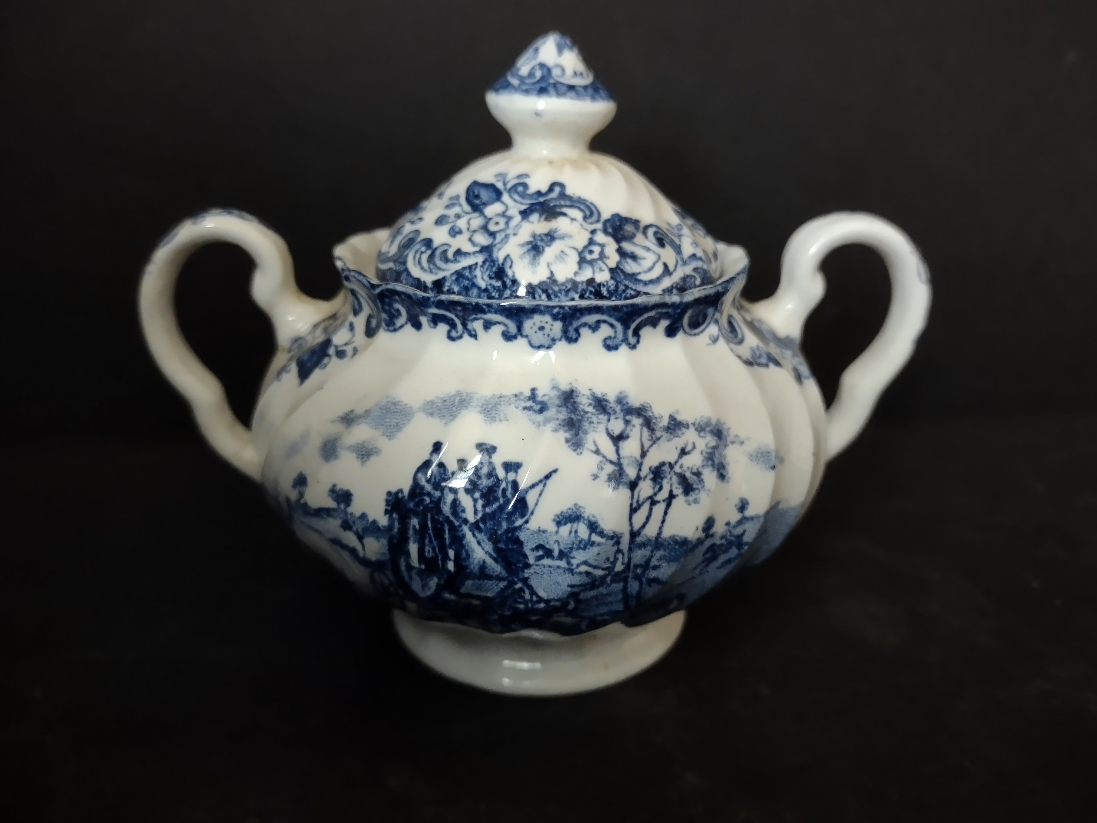 Vintage Ironstone Coaching Scenes Johnson Bros Small Sugar Bowl (lot 5563)