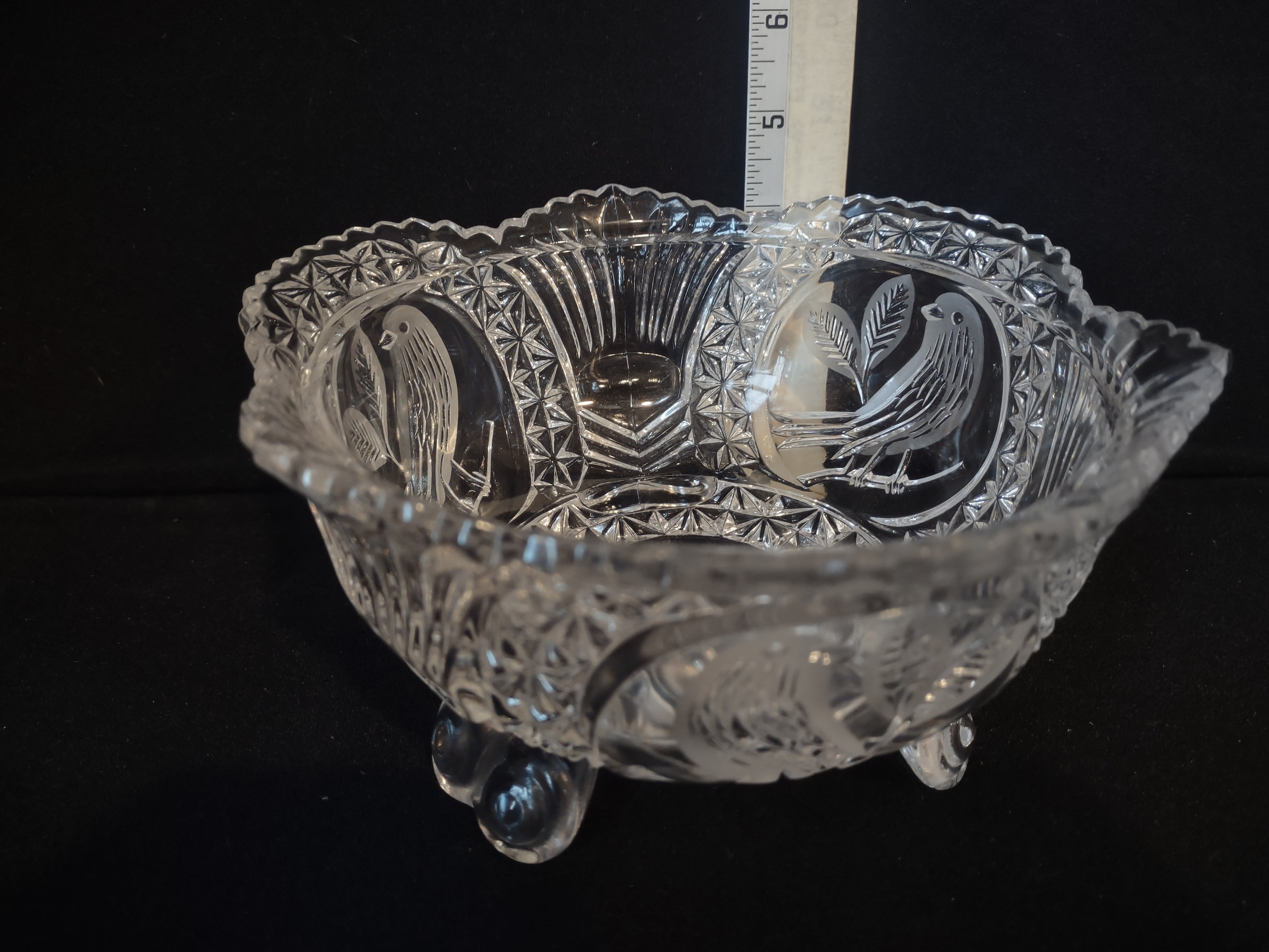 Hofbayer Byrdes Crystal Footed Candy Dish (lot 2499c)