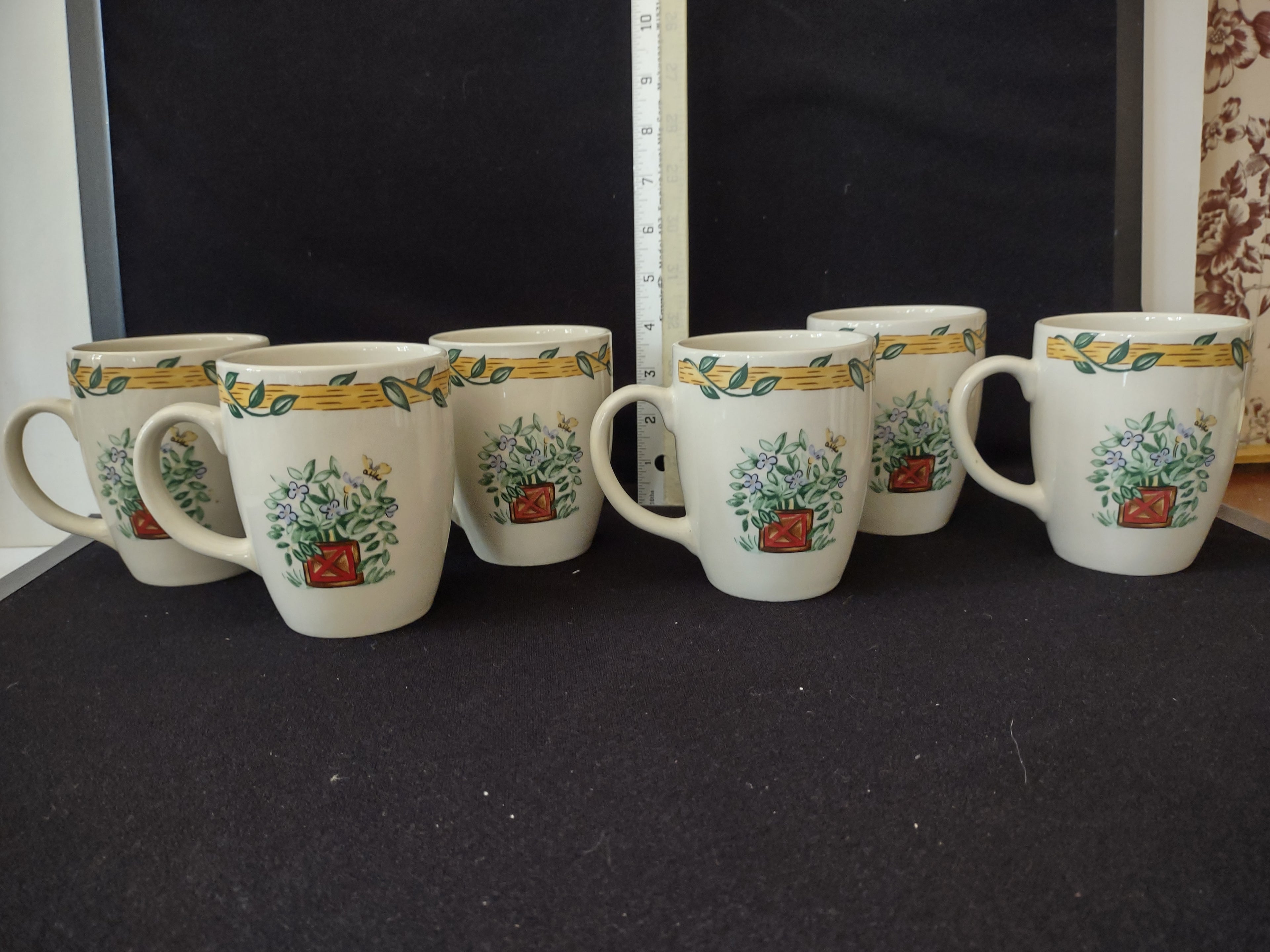 Vintage Thomson Pottery Birdhouse Coffee Mug X 6 (Lot 2909)