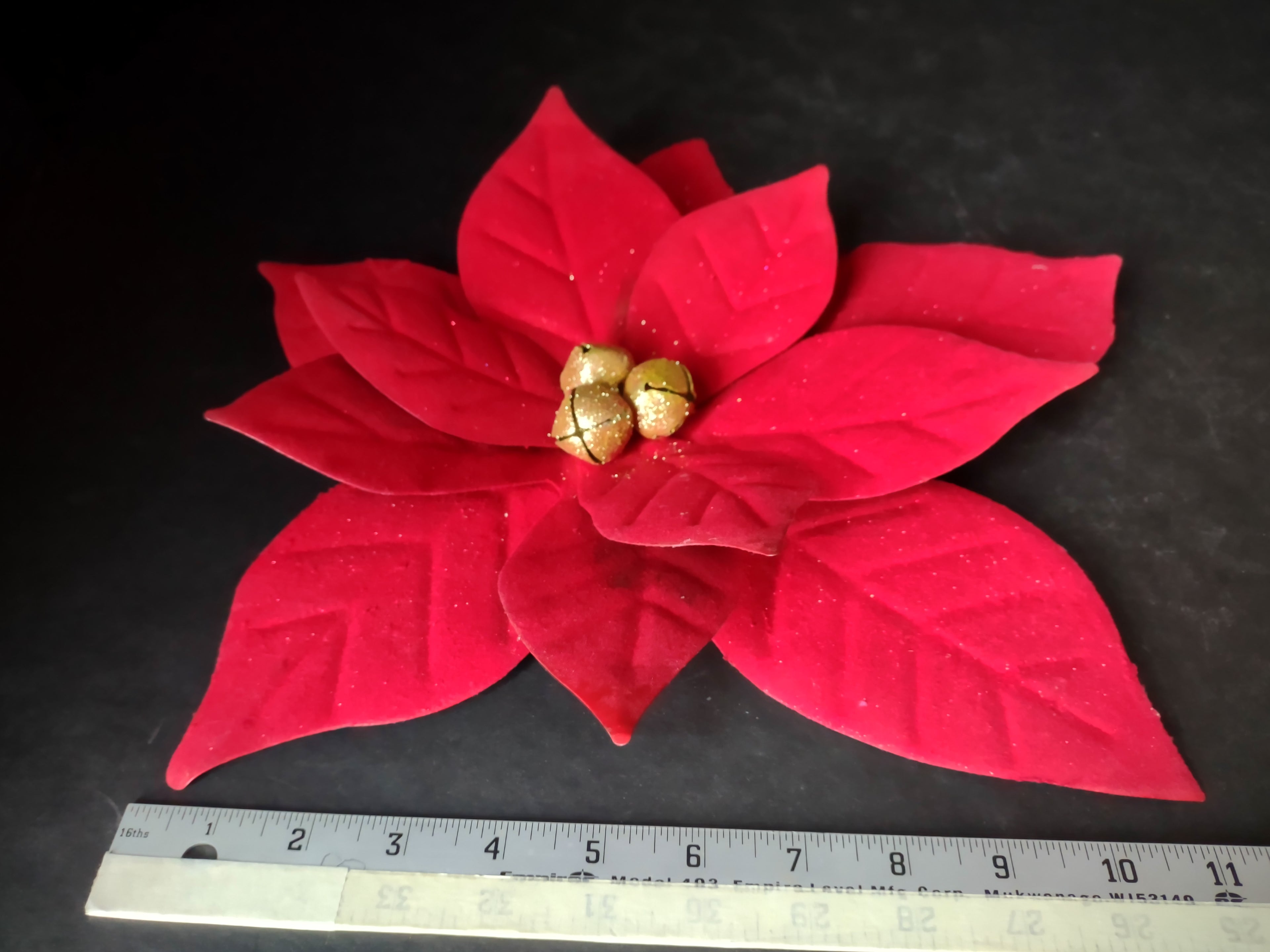Christmas 13" Metal Poinsettia Flower (lot 3406)