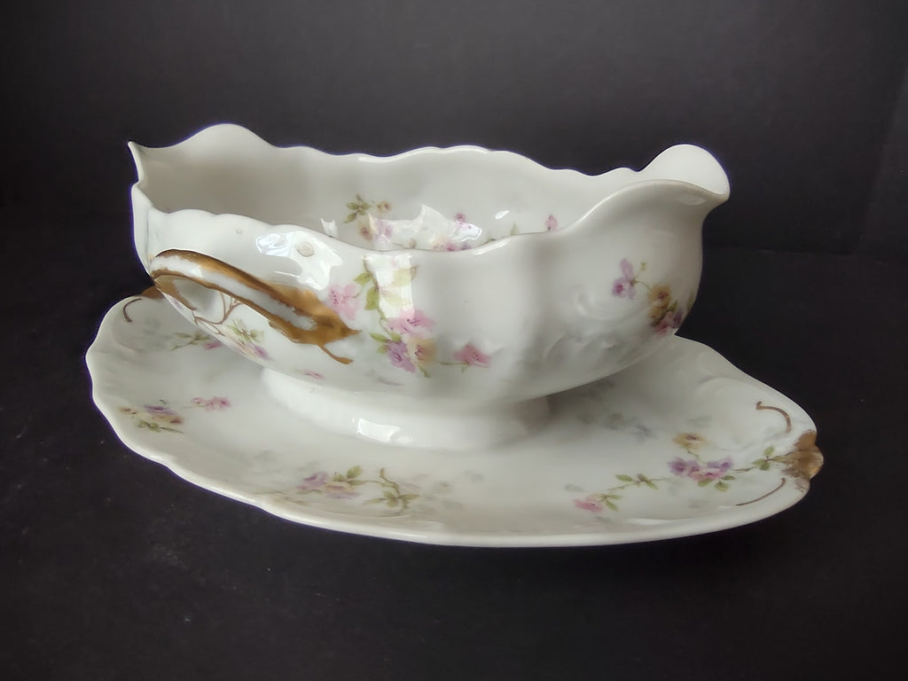 Haviland Limoges Gravy Boat Pink Purple Yellow Rose (lot 841)