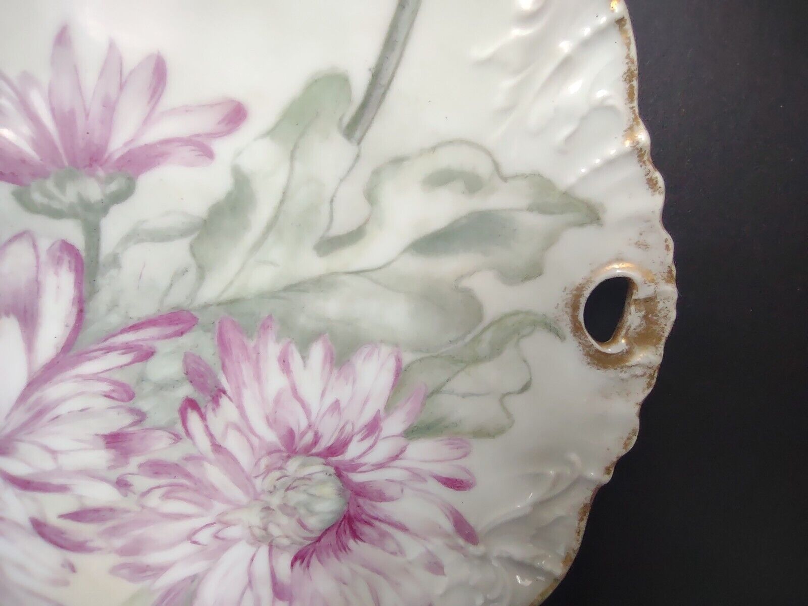 CT Germany Chrysanthemum Cake Plate Gold Trim (lot 752)