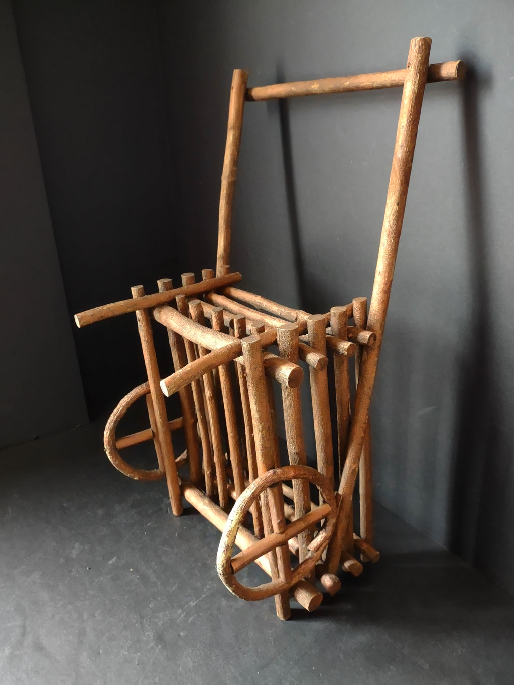 Vintage Rustic Primitive Wood Wheelbarrow Planter 19x9 (lot 5016)