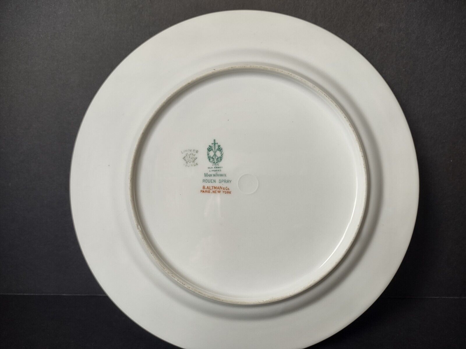 Haviland Limoges Old Abbey Rouen Spray Pheasant Dinner Plate 9-5/8" (lot 345)