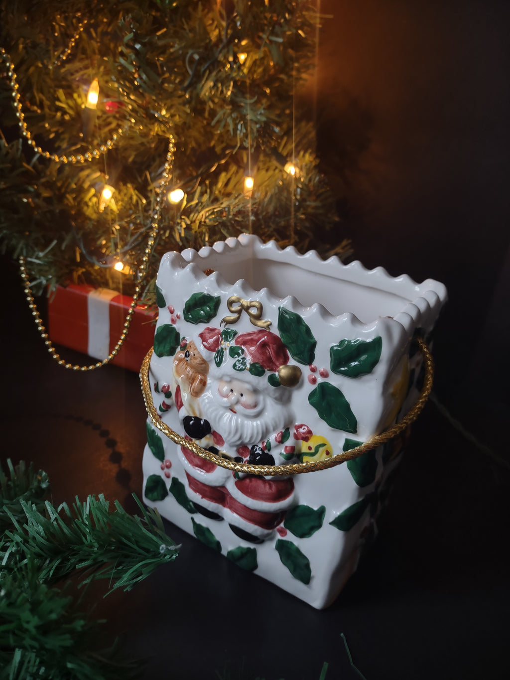 Vintage Christmas Artificial Light Up Tree Garland Santa Gift Bag (lot 1228)