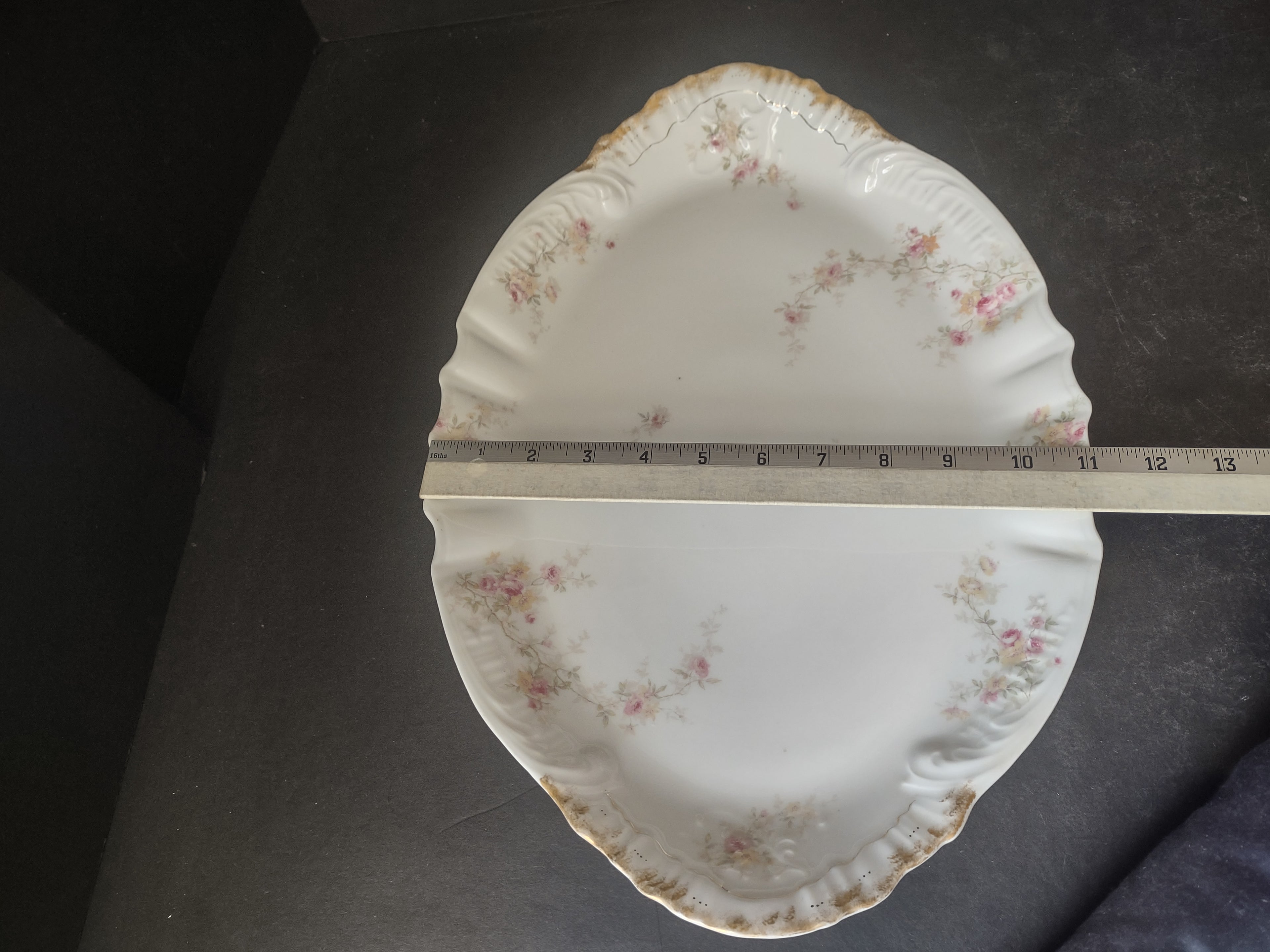 Vintage Haviland Limoges France Scalloped Edge Turkey Serving Platter (lot 2612)