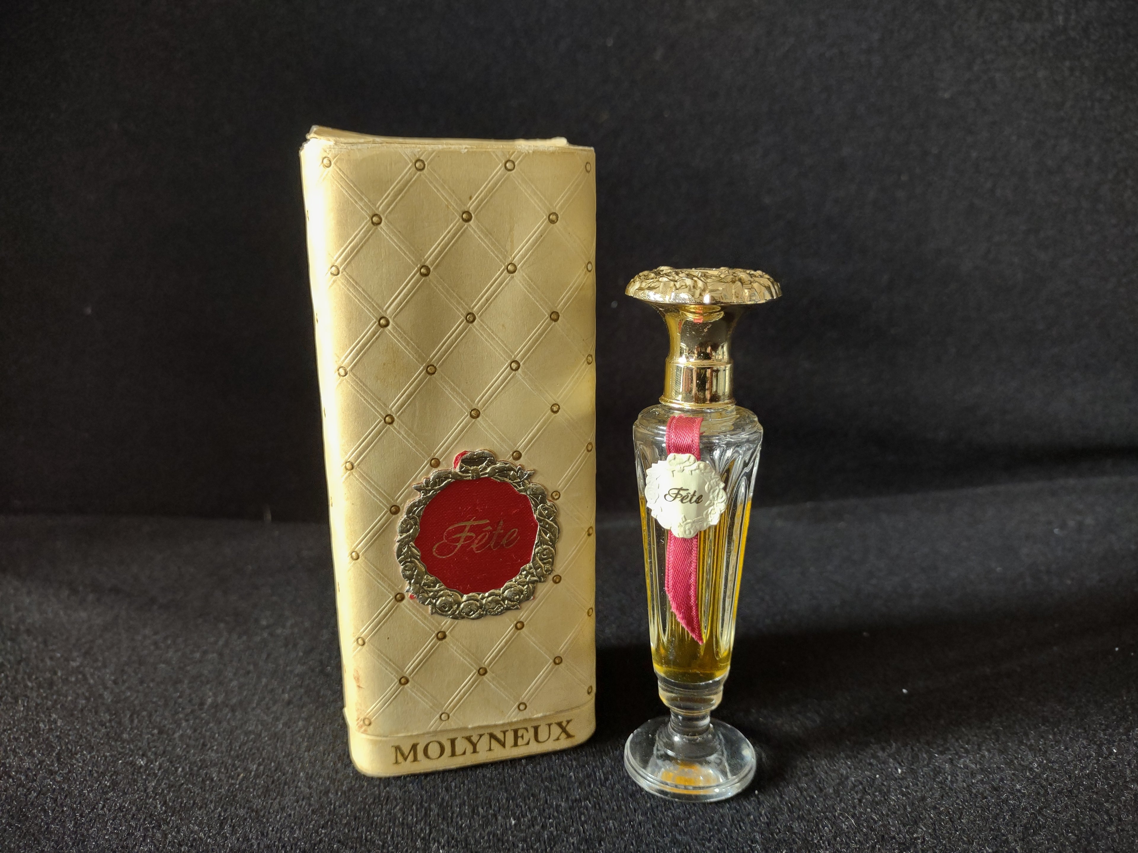 Vintage Fete de Molyneux 1/4 fl oz Made in France with Original Box (4401)