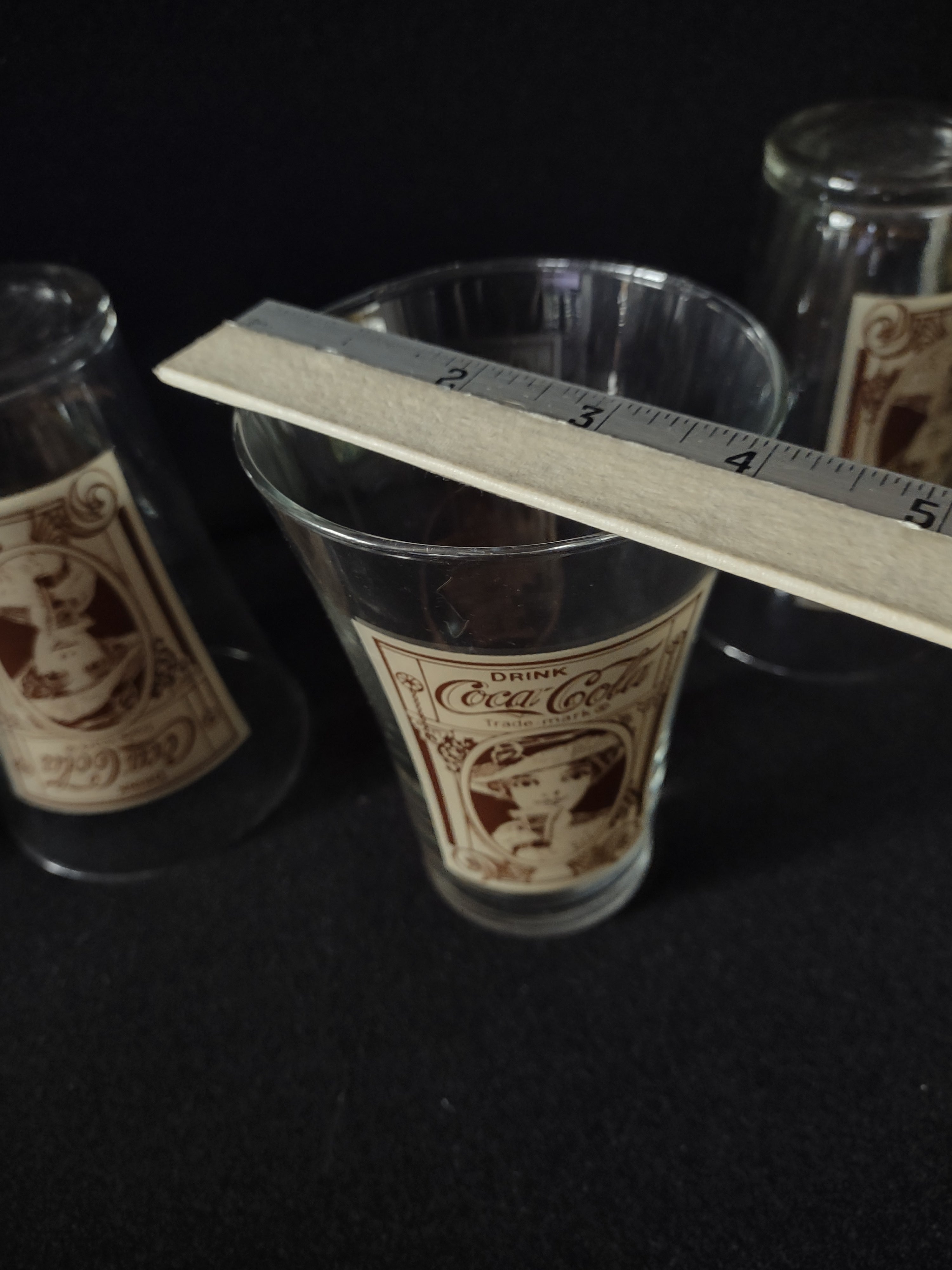 Vintage Coca-Cola Flair 16 oz. Drinking Glass x 4 Brown Design (lot 5412)