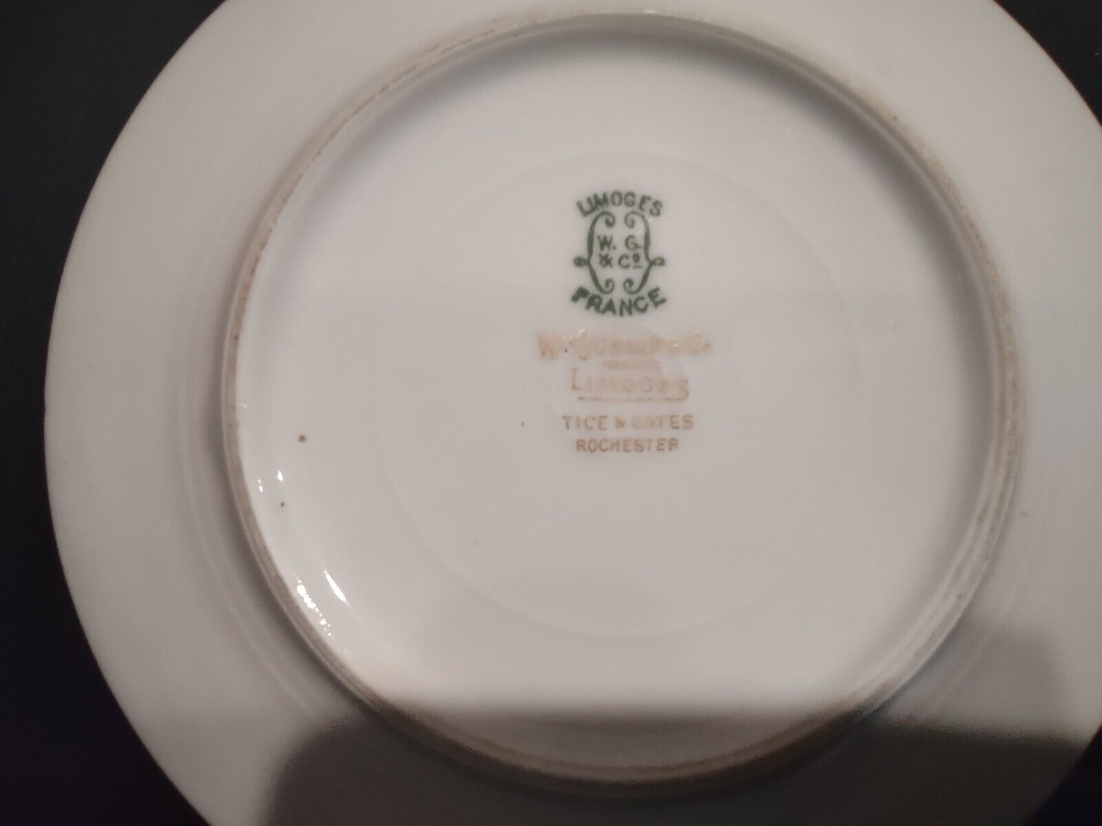 Wm Guerin France Limoges Bread/Butter Plate 6-1/4" Gold Trim (lot 685)