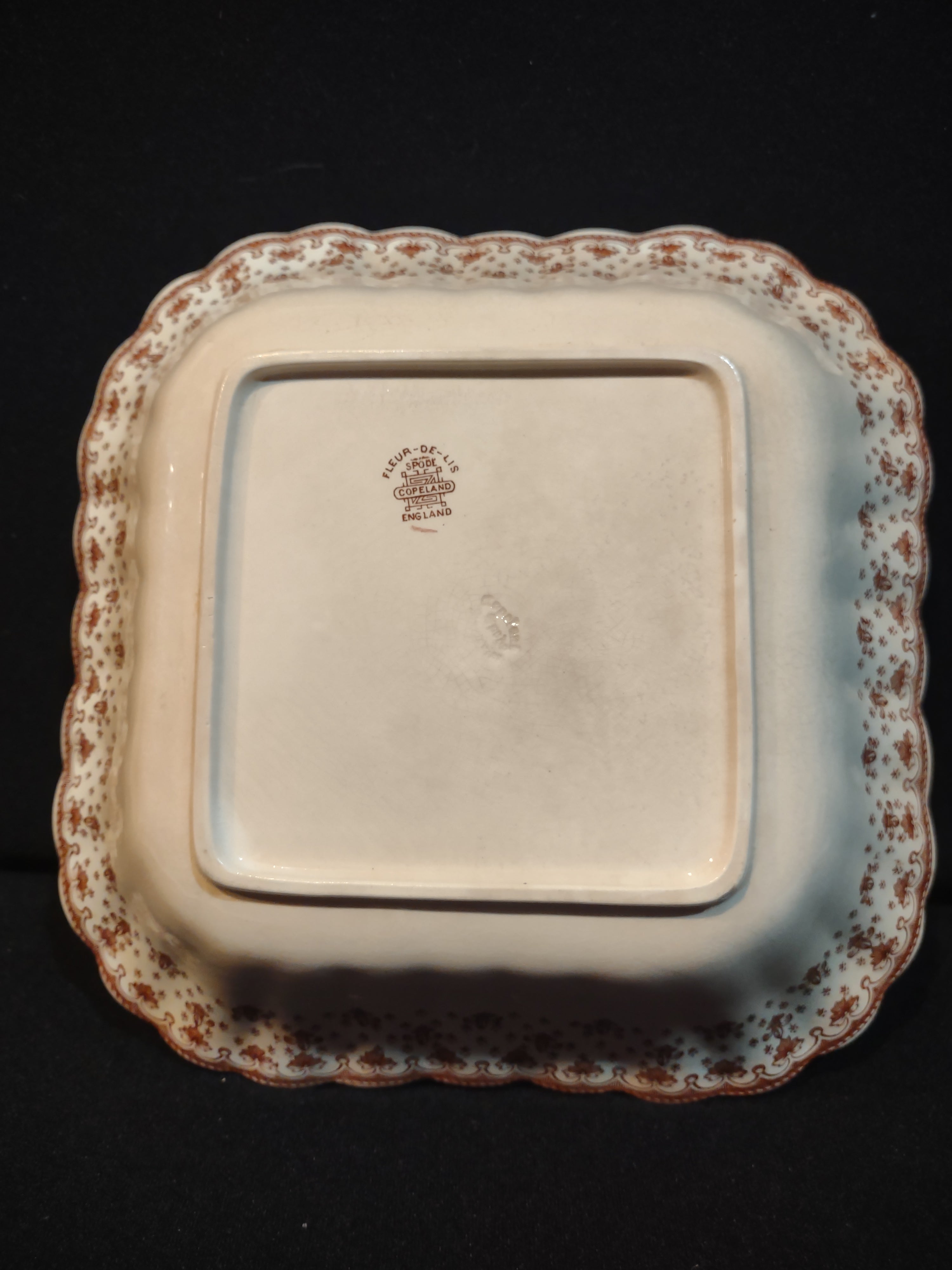 Vintage Spode Fleur-De-Lis Serving Bowl Brown Countryside Ironstone (lot 5755)