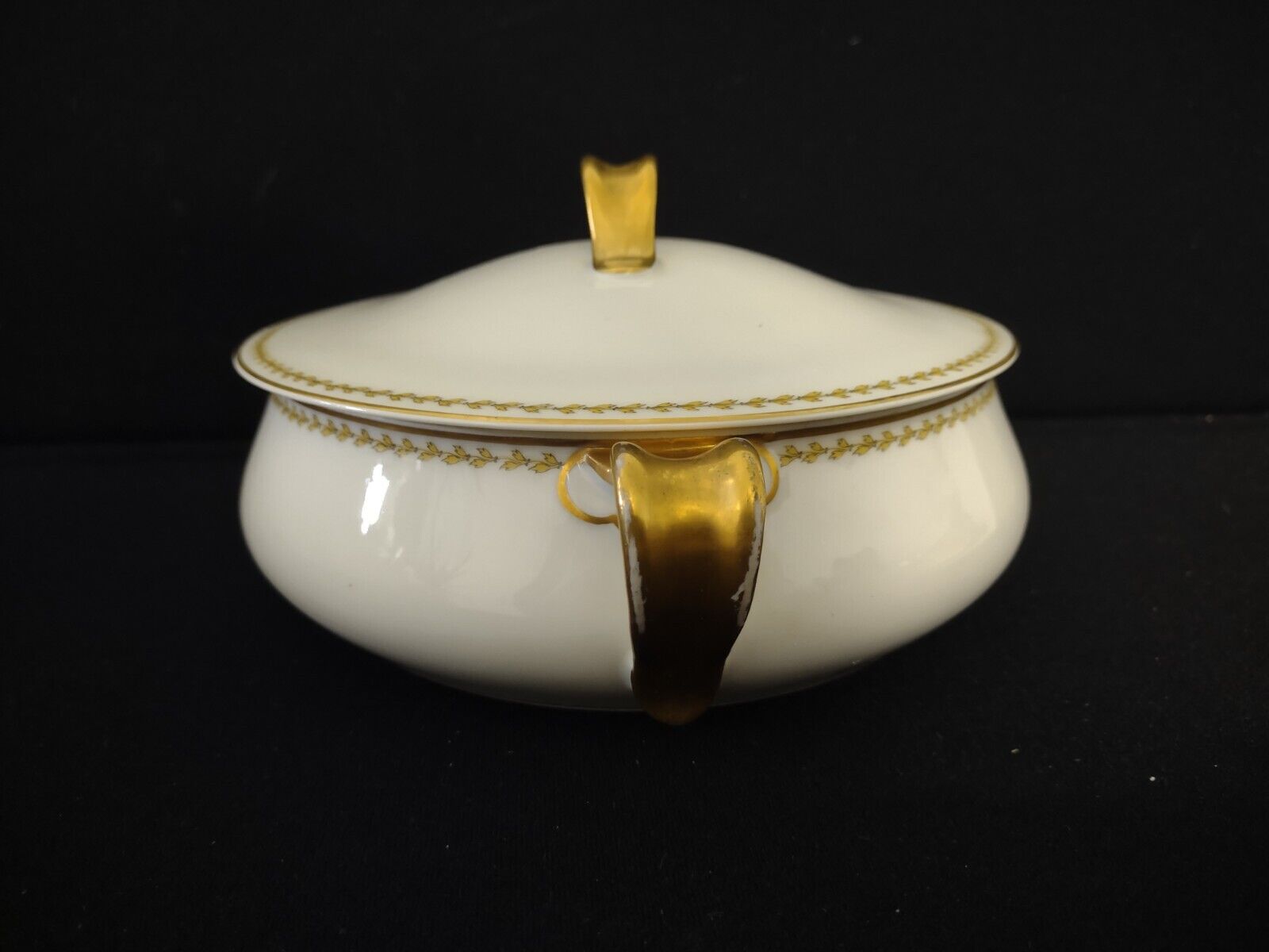 Noritake Yellow Laurel Band Round Soup Tureen S 792A Dish Gold Trim (lot 326)