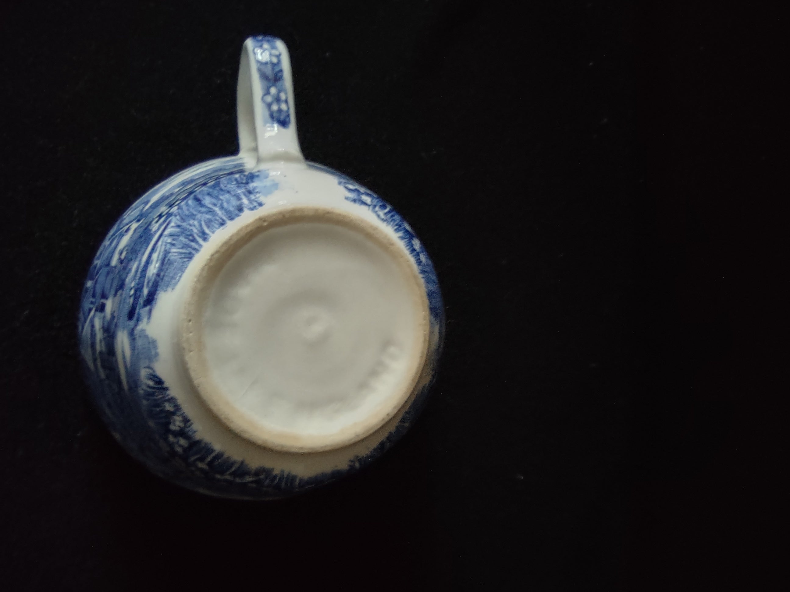 Vintage Salem Ironstone Teacup English Village Olde Staffordshire (Lot 5571)