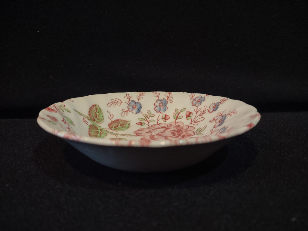 Vintage Small Serving Bowl Rose Chintz Johnson Bros Red Stamp (lot 5693)
