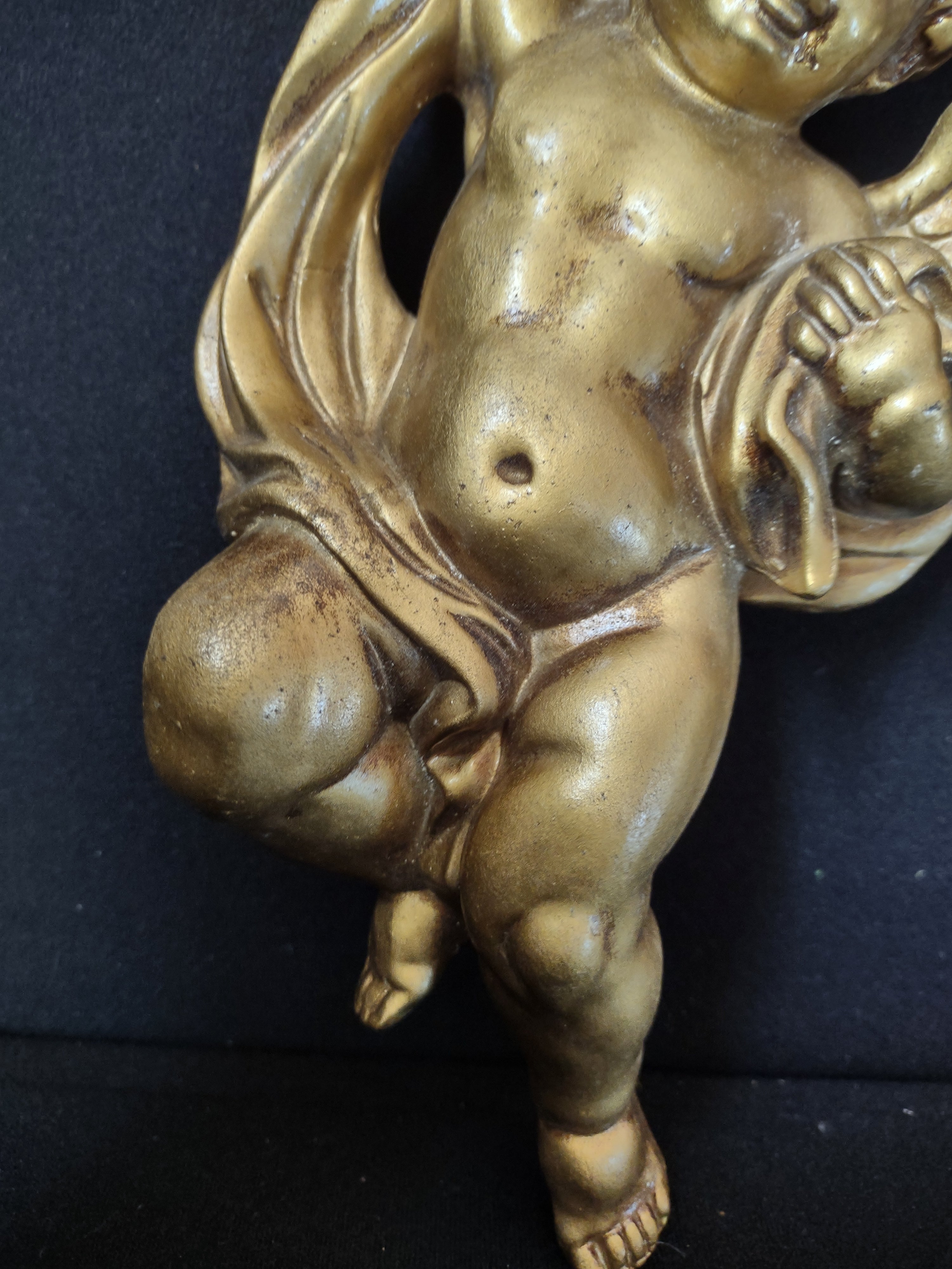 Golden Art Regency Wall Ceramic Angel Cherub 10" (lot 1610)