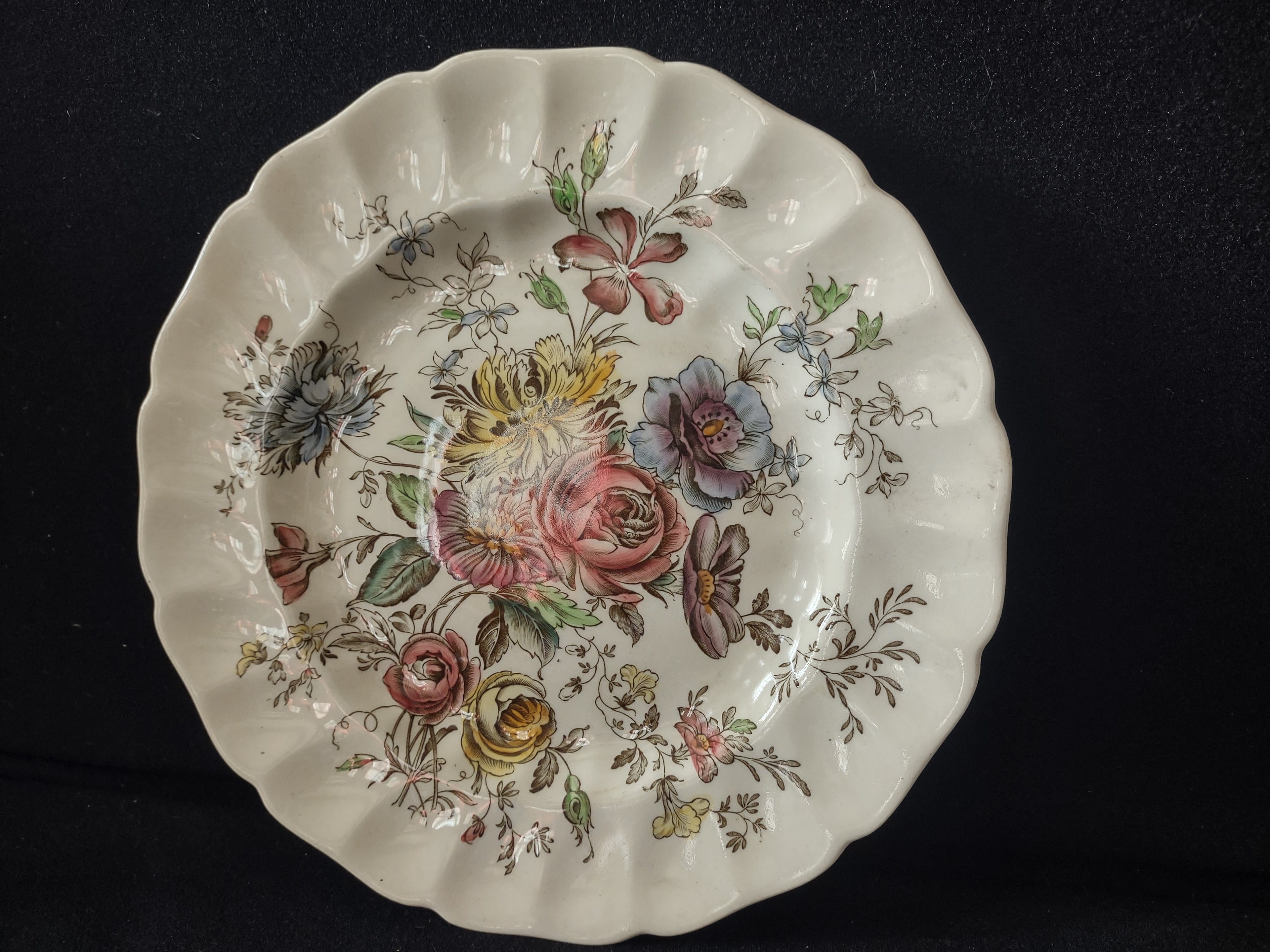 Vintage Johnson Bros Sheraton Ironstone England Dinner Plate (lot 5622)
