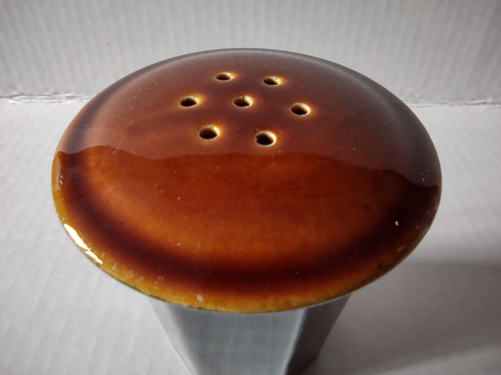 Vintage MCM Ironstone Amber Octagon Salt or Pepper Shaker (lot 5000)