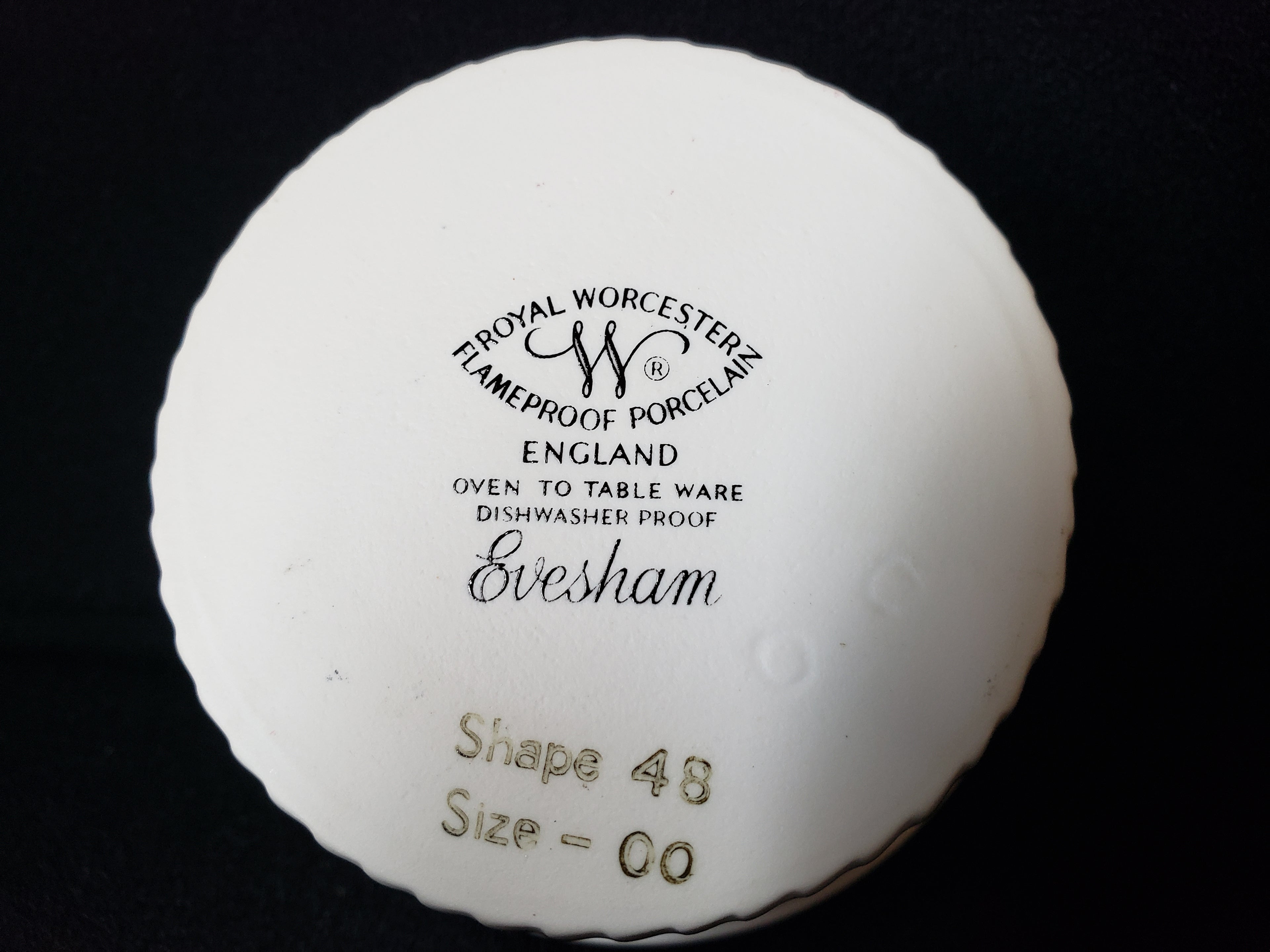 Vintage Royal Worcester Evesham Quiche Souffle Baking Porcelain Dish (lot 2096)