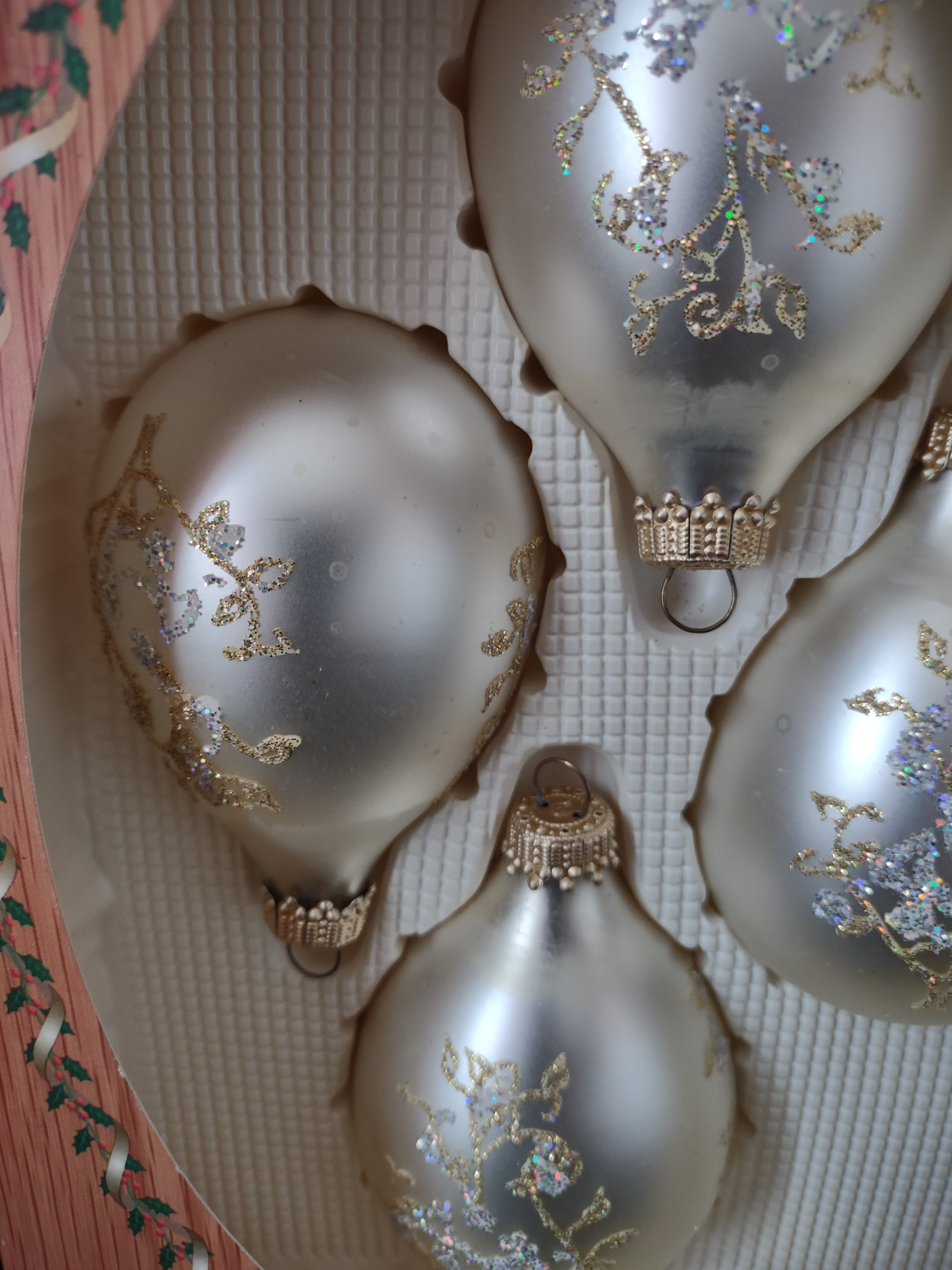 Vintage Christmas Krebs Glass Ornaments x 4 Golden Glitter IMPERFECT (lot 3312)