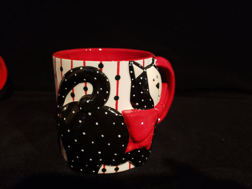 Boyds Home 3 D Red White Black Kitty Mugs set of 4 (lot 2386)
