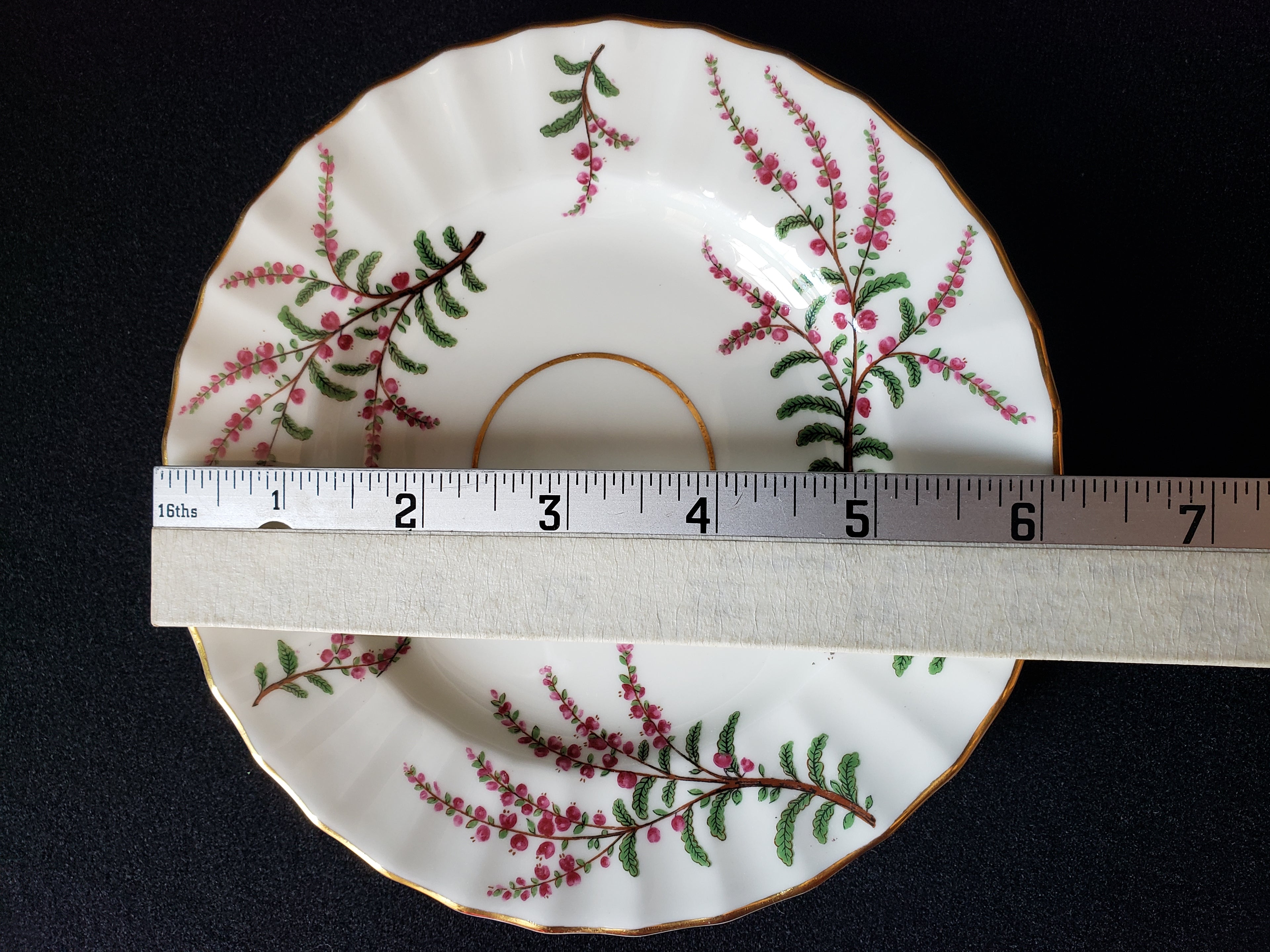 Vintage Royal Worcester Dunrobin Saucer ONLY 6-1/4"(lot 2127)