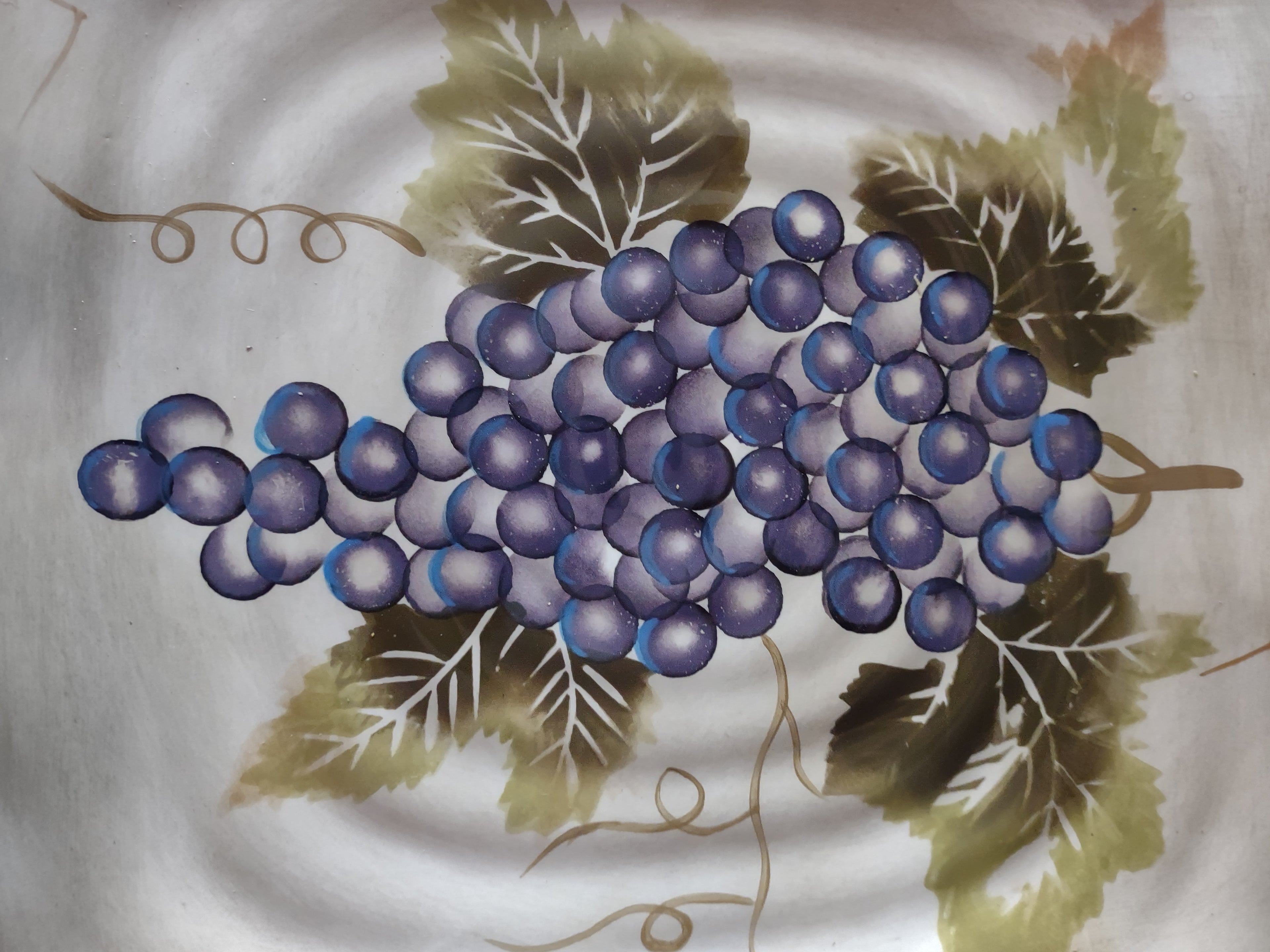 Cabernet Hand Painted Grape 11" Italian Style Square Dinner Plate x 4 (Lot 5248)