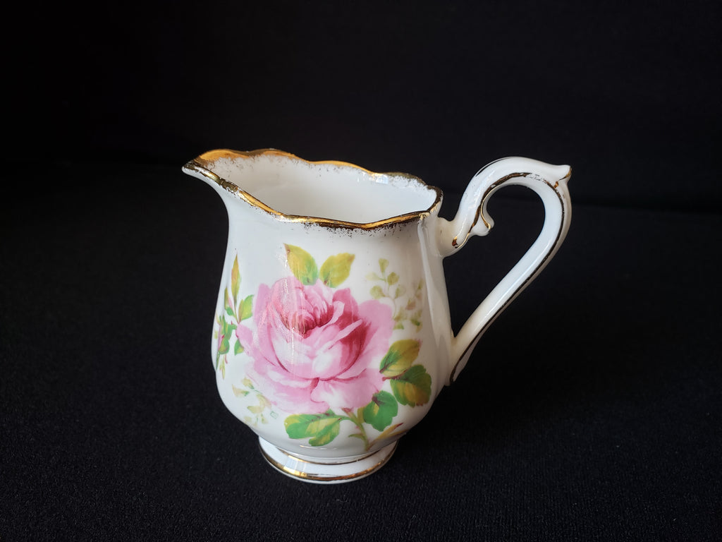 Vintage Royal Albert American Beauty Creamer (lot 2046)