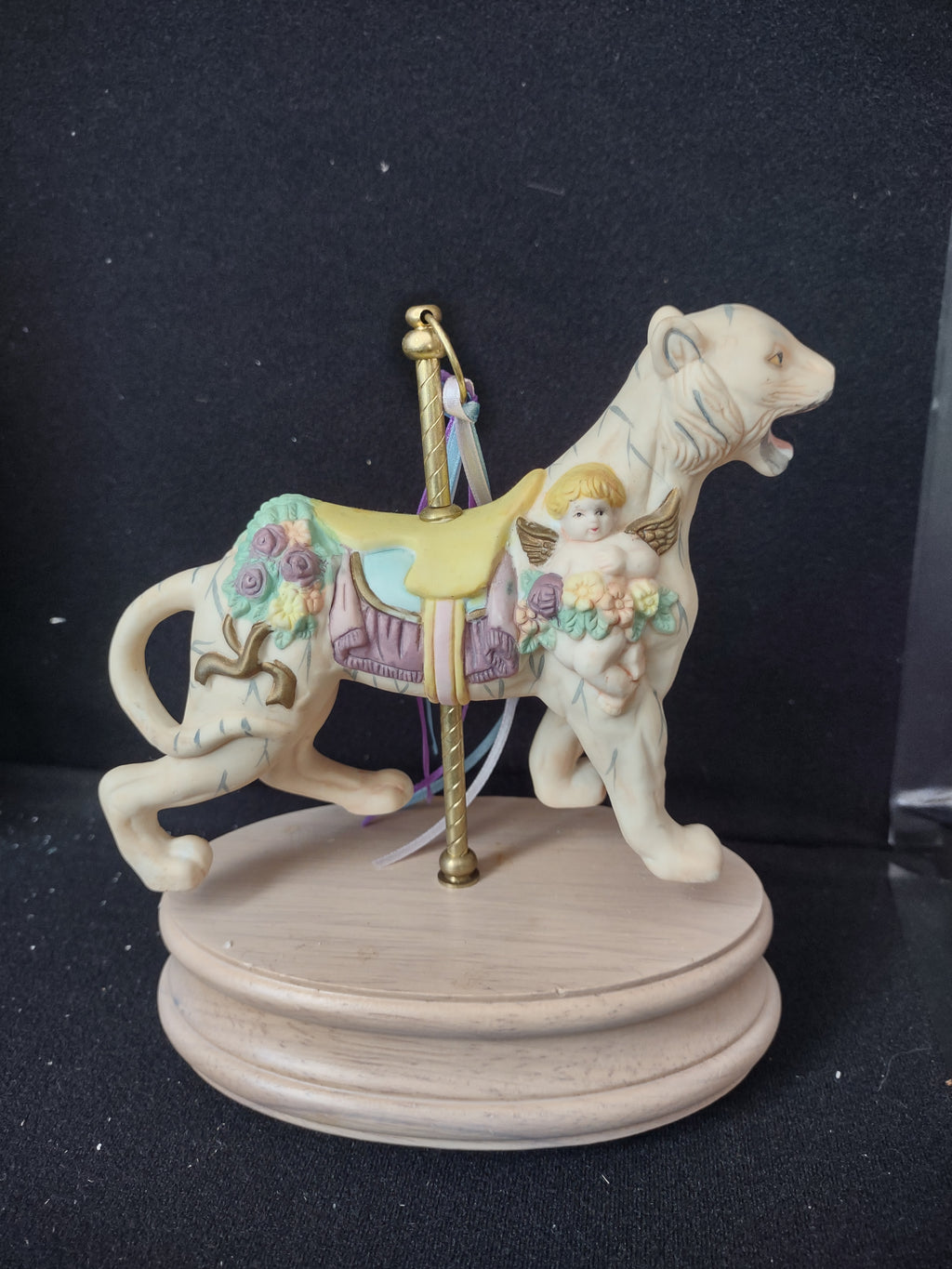 Vintage Christmas Musical Animal Carousel Plays Waltz Hand Painted Porcelain (lot 2380)