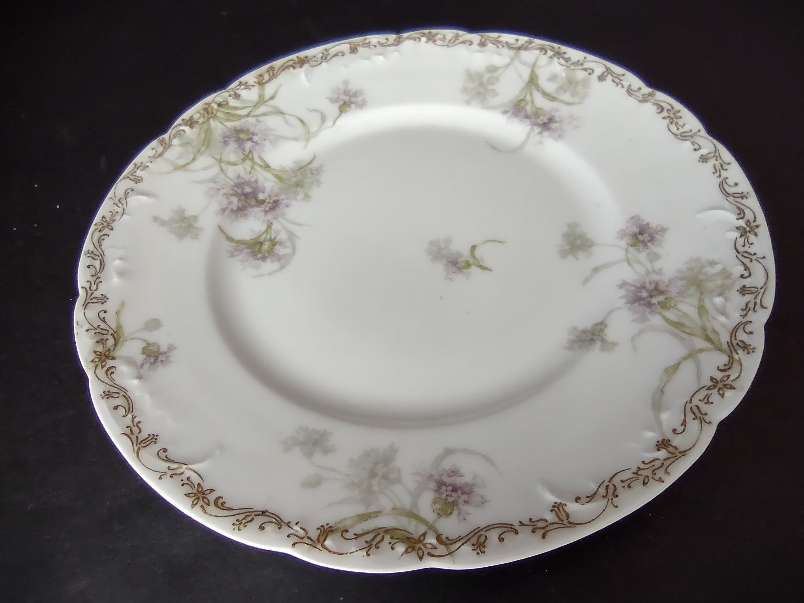Haviland Limoges Dinner Plate Cornflower French Chic (lot 992)