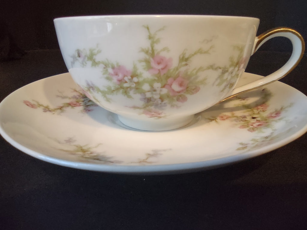 Haviland Limoges Large Tea Cup & Saucer Rose White Purple Flower Moss (lot 902)