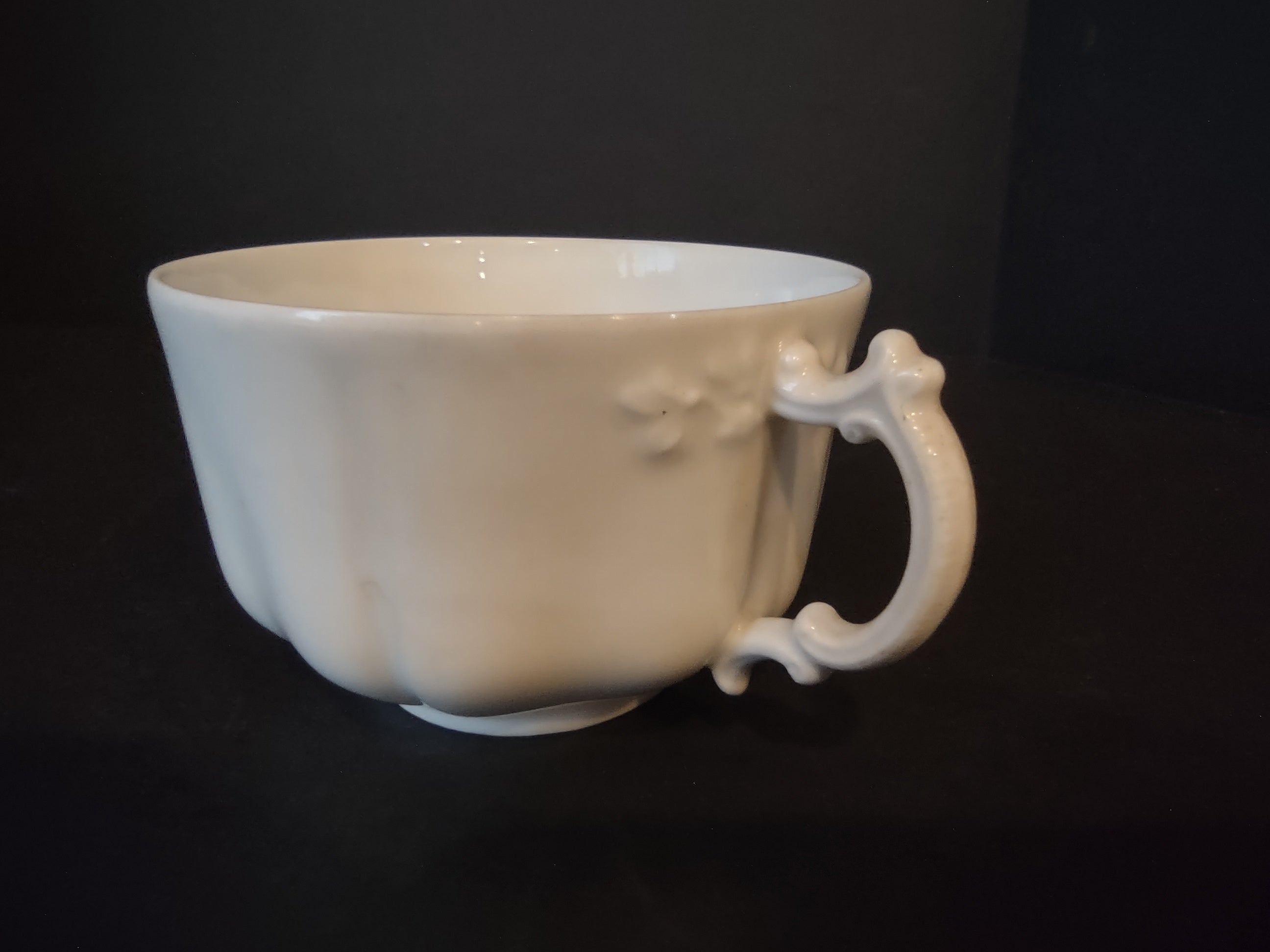 Haviland France Limoges large Flat Tea Cup ONLY White (lot 1038)