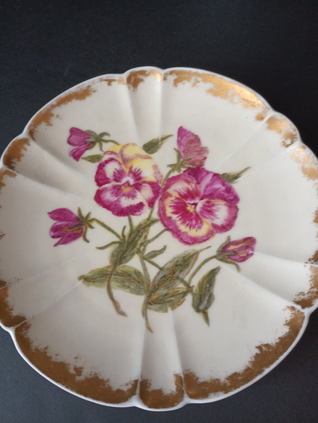 Haviland Limoges H&Co Pansies Gold Trim Plate 7-1/4" (lot 369)