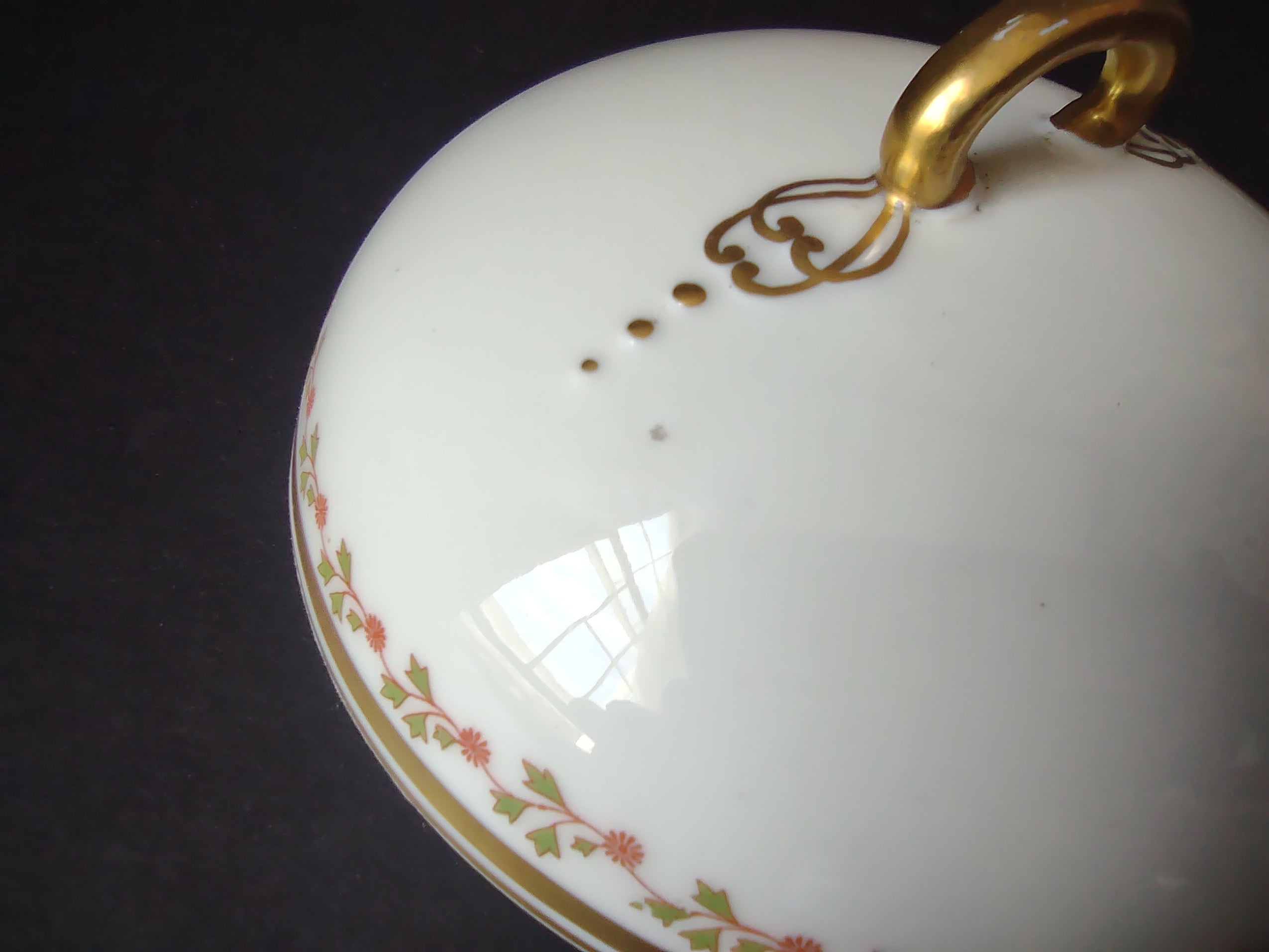 Old Abbey France Limoges Butter Dish Lid ONLY Clover Gold Trim (lot 869)