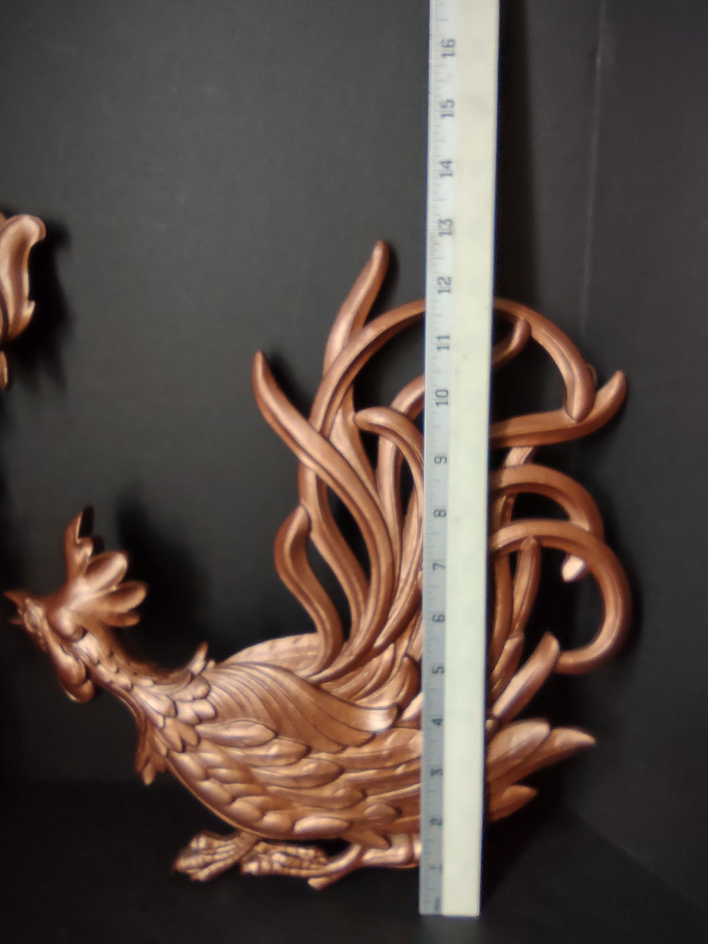 Vintage Syroco Kitchen Cottage Wall Roosters (lot 1771)