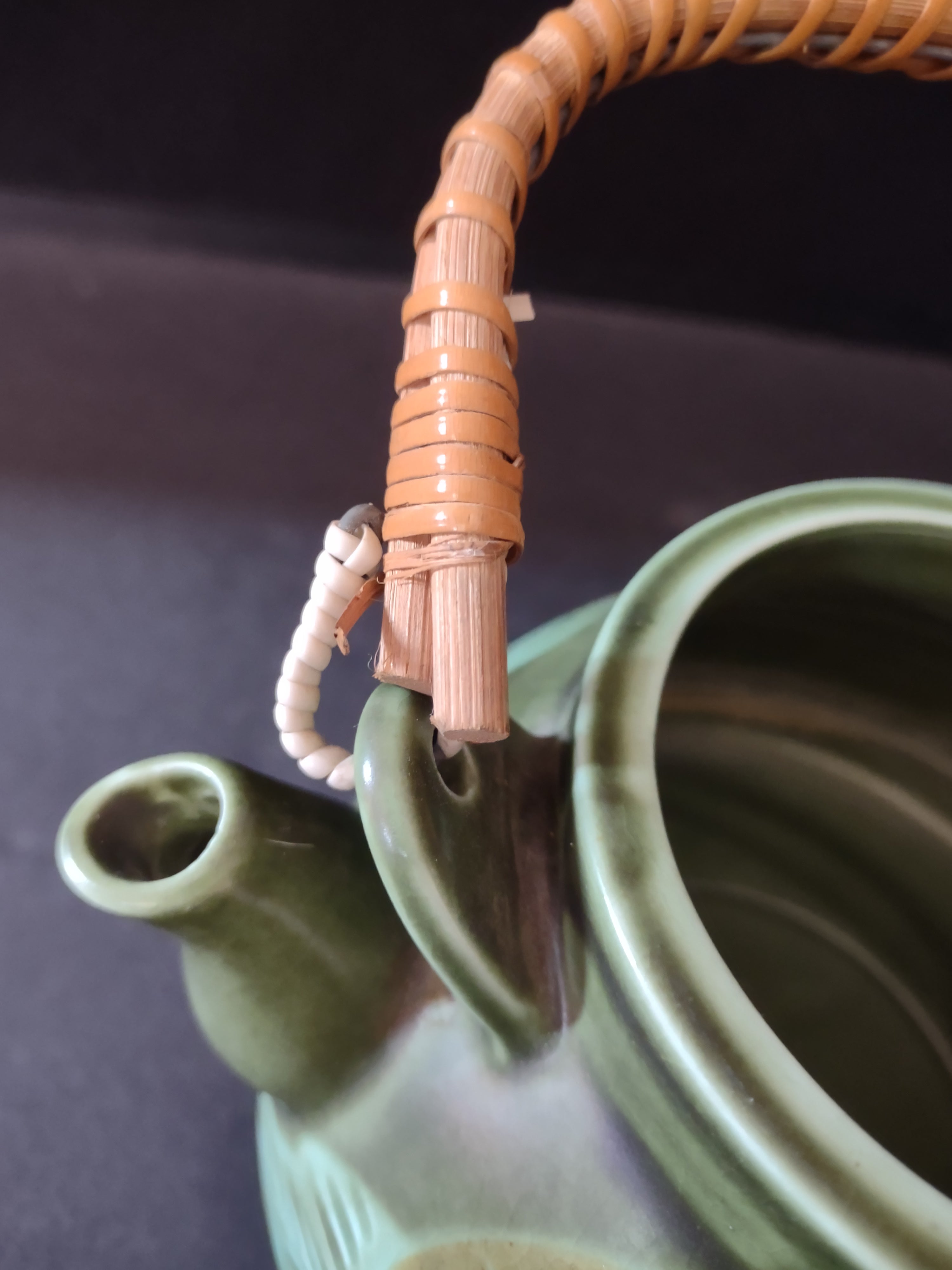 Vintage Stoneware Green Teapot Lily Pad Bamboo Handle (Lot 5319)