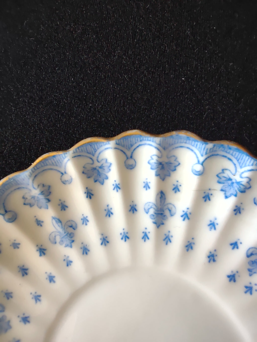 Vintage Copeland Spode Saucer Bone China Blue Fleur De Lis (Lot 5761)
