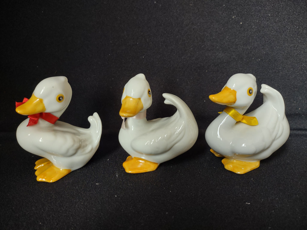 Vintage Homco Home Interiors Ducks Set of 3 (lot 2654c)