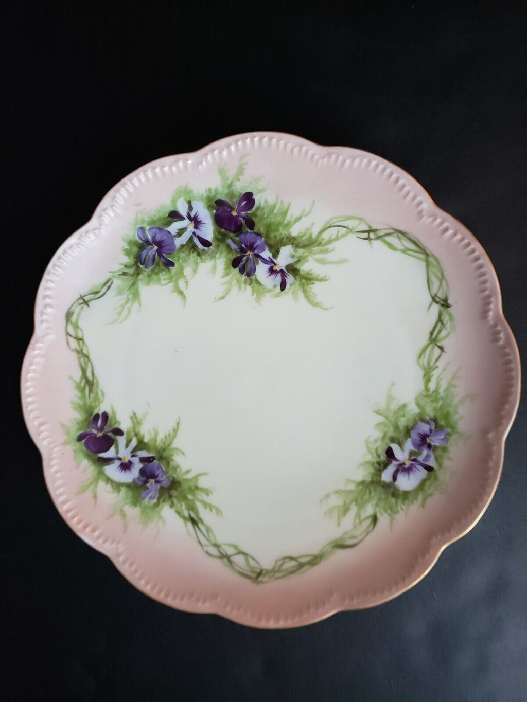 Haviland Limoges Raised Edge Pansy Trim Pink Dessert Plate (lot 648)