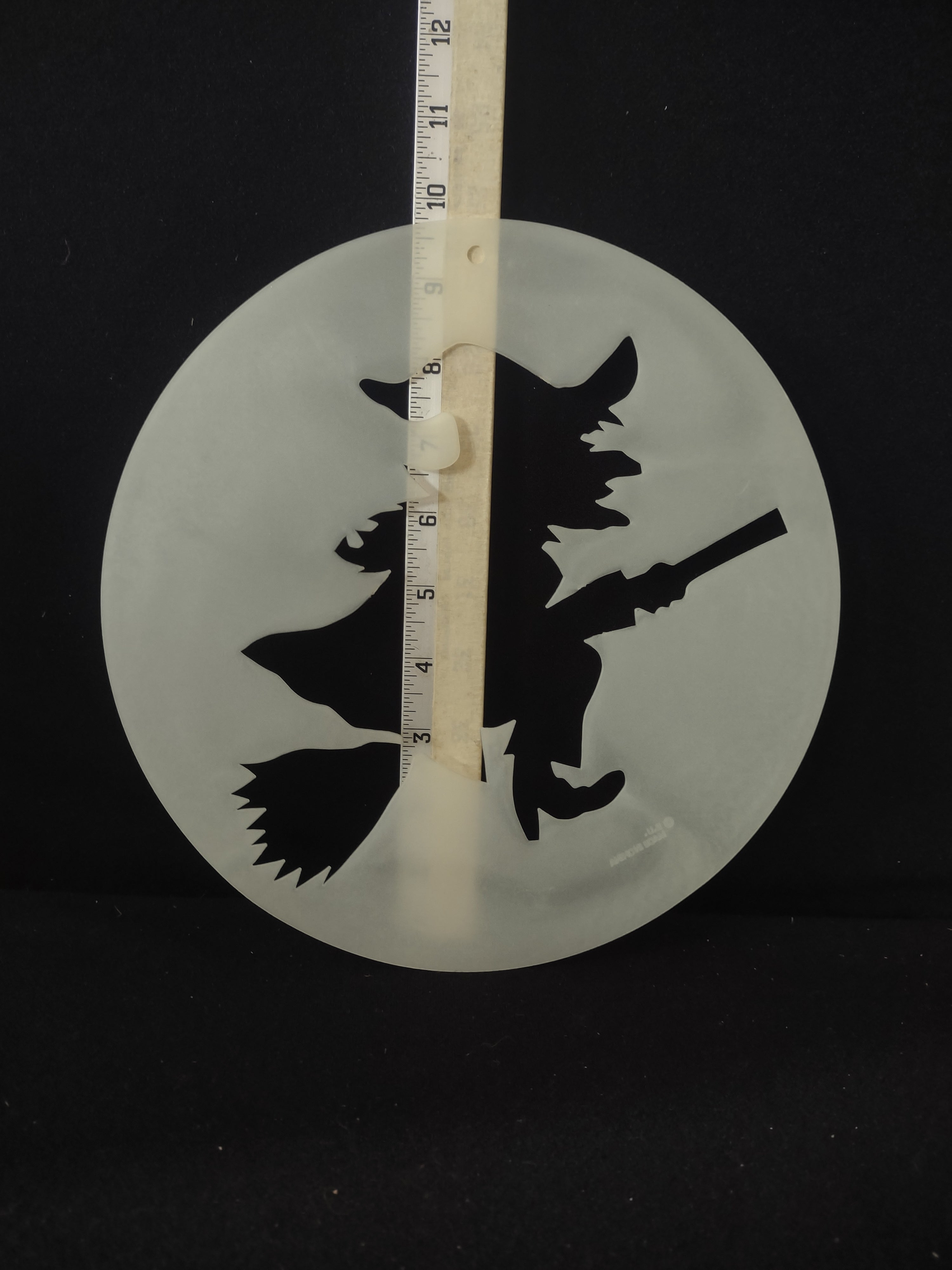 Halloween Glow In Dark Witch Cut Out Wall Window Hangings Set Of 2 (Lot 3587)