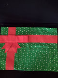 Christmas Gift Placemats Bow Napkins Set Of 4 (Lot 4373)