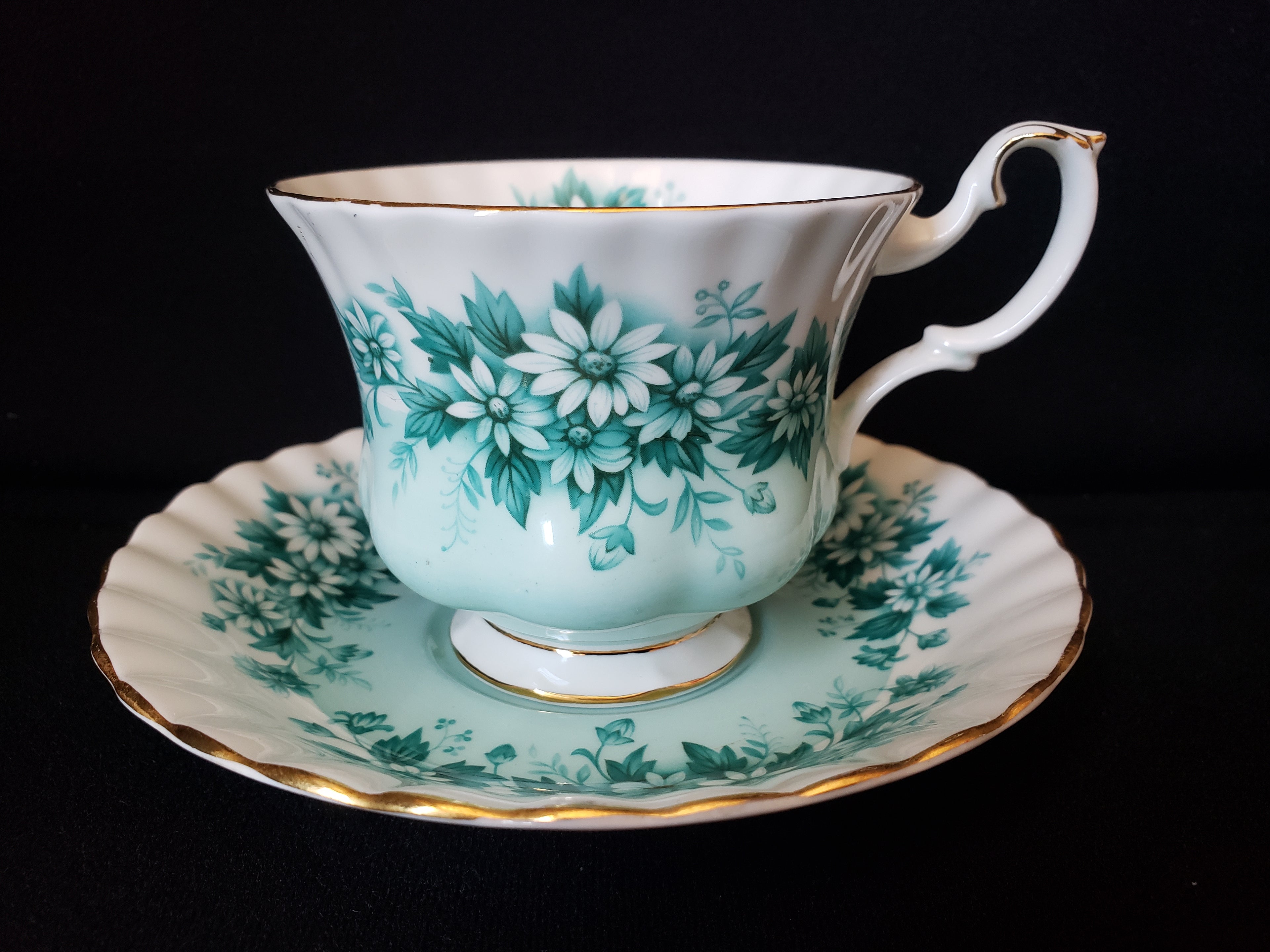 Vintage Royal Albert Melody Series Nocturne Tea Cup with Saucer (lot 2033)