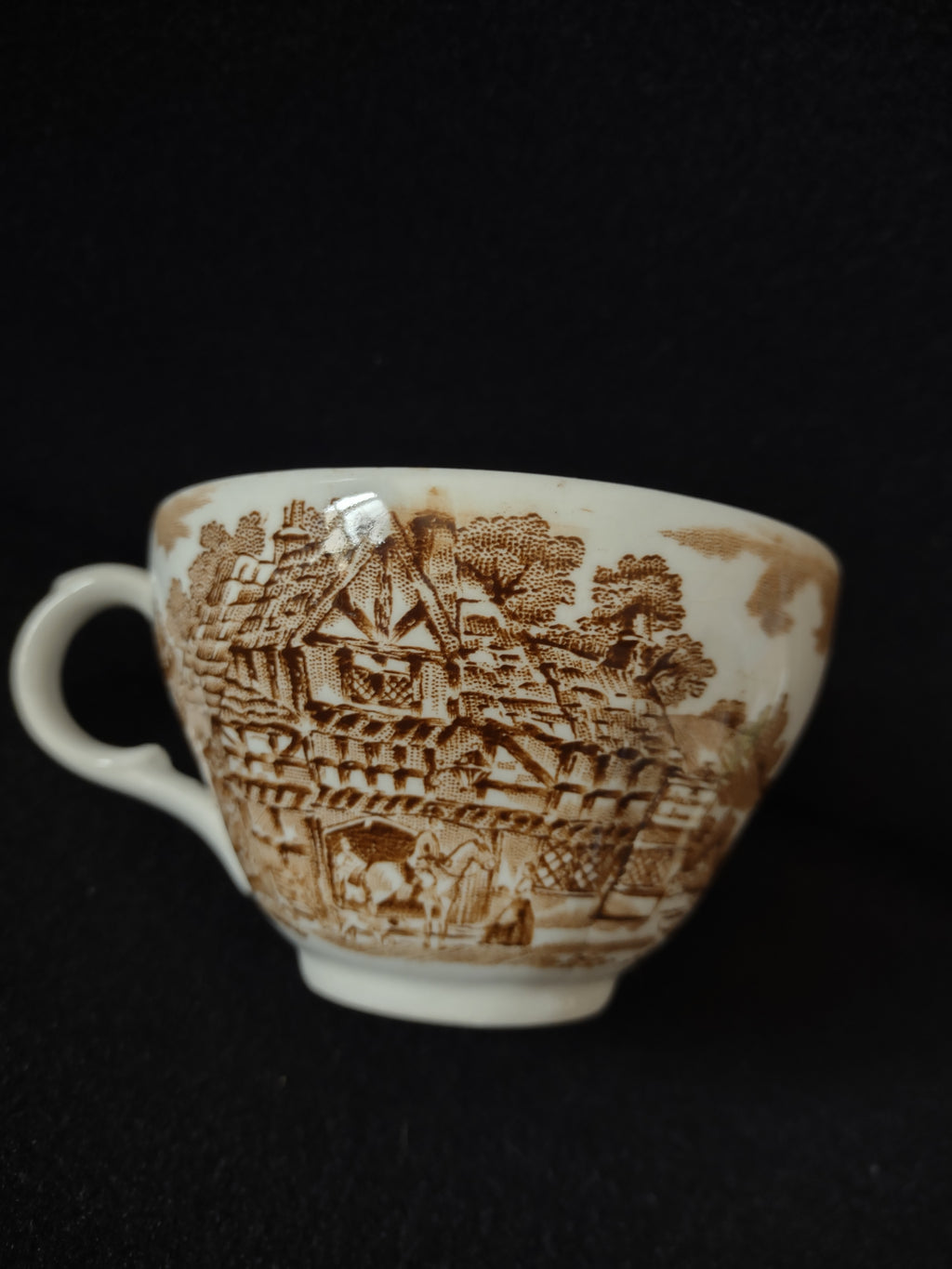 Vintage Johnson Brothers Teacup Ironstone Olde English Countryside x 3 (Lot 5638